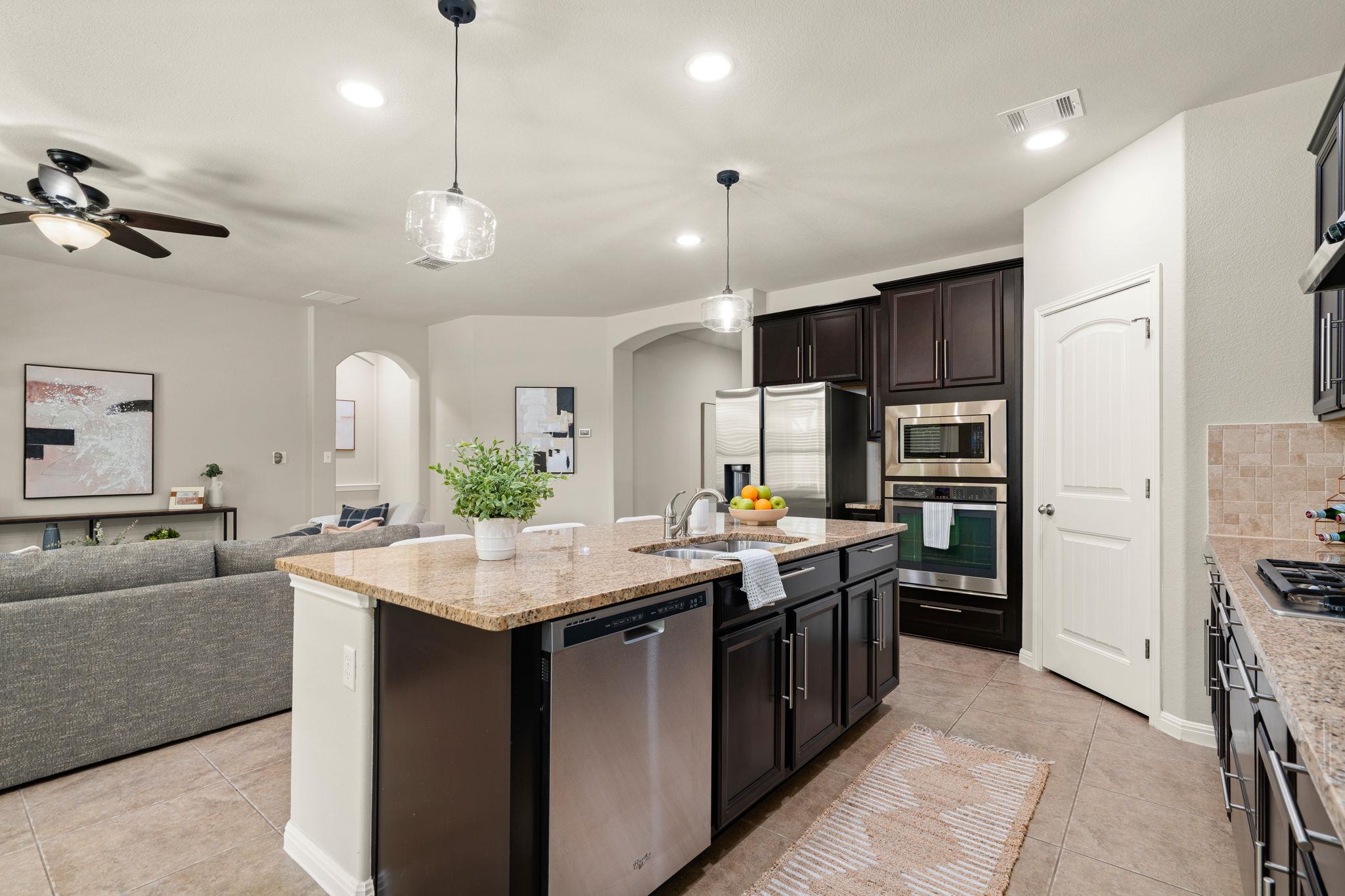 608 Purtis Creek Ln, Georgetown, TX 78628