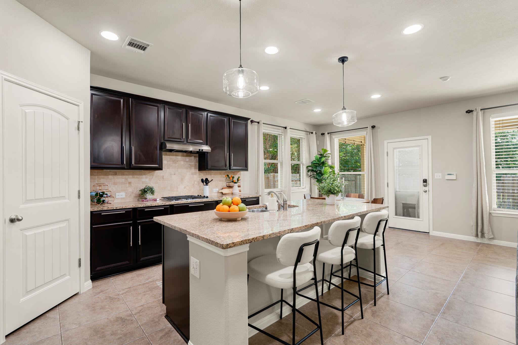 608 Purtis Creek Ln, Georgetown, TX 78628