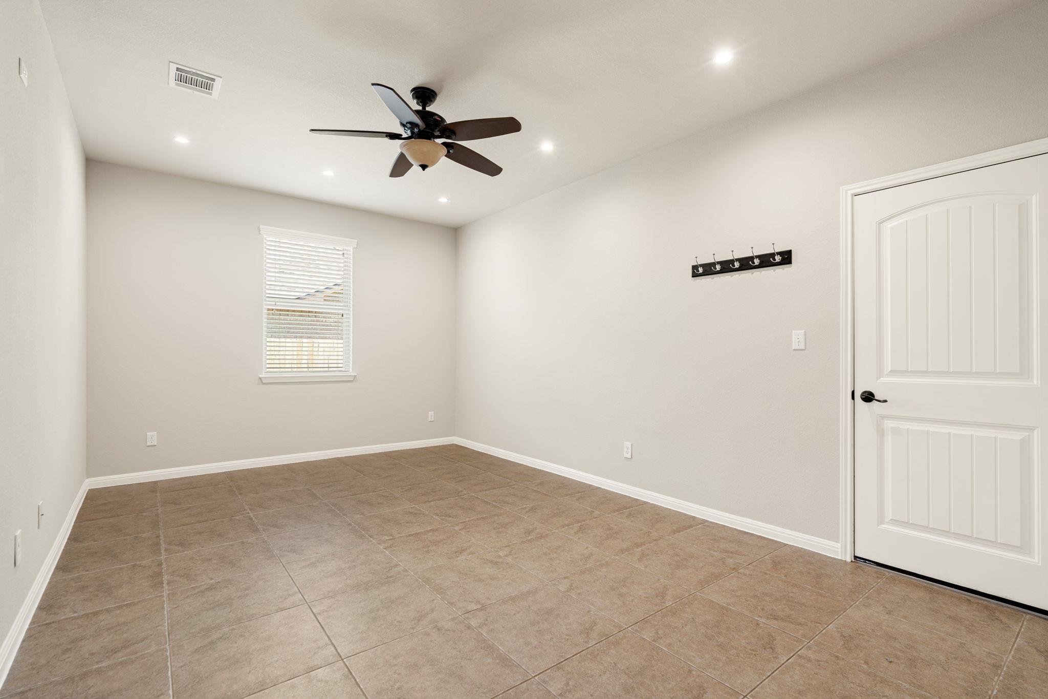 608 Purtis Creek Ln, Georgetown, TX 78628