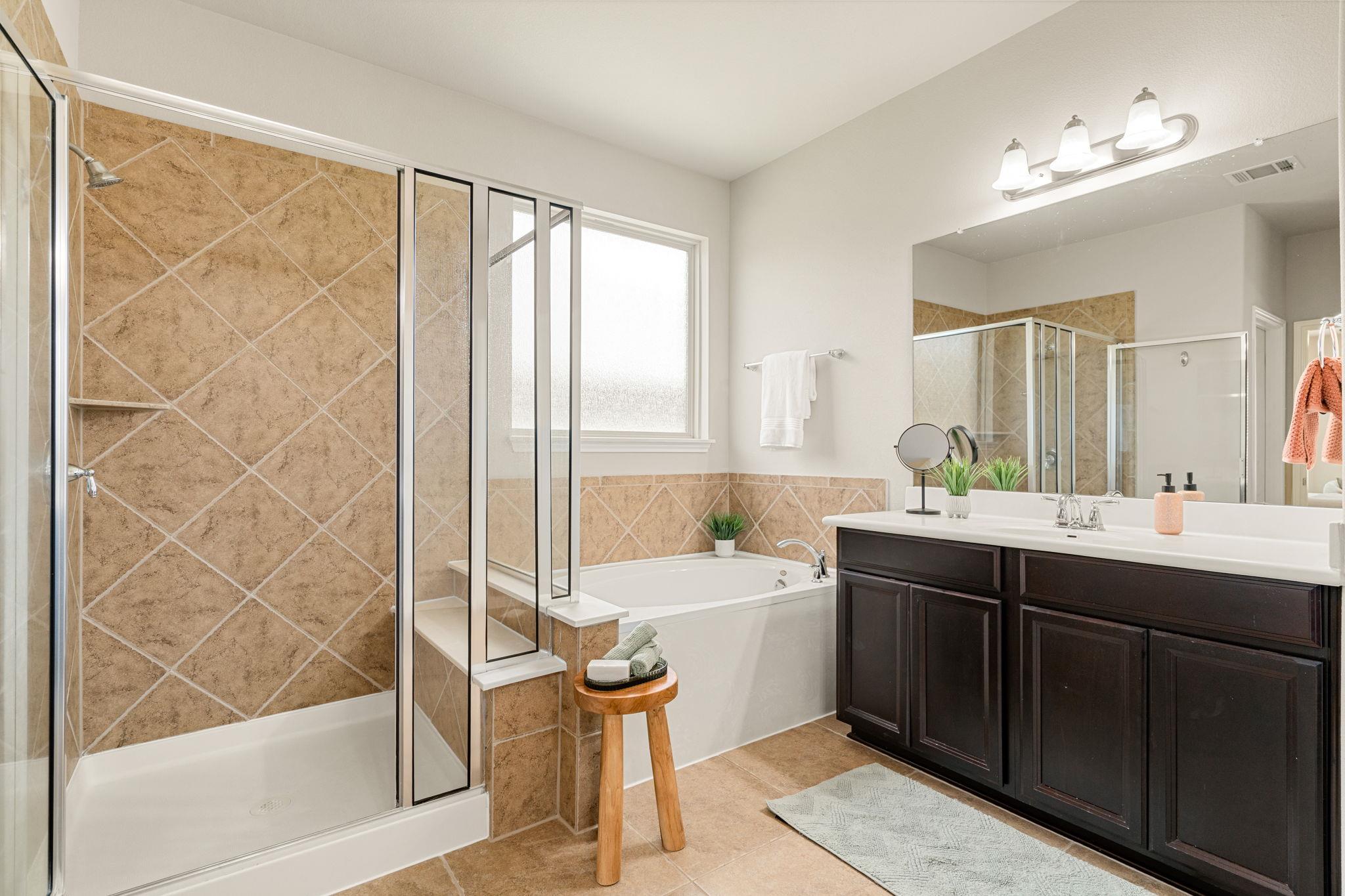 608 Purtis Creek Ln, Georgetown, TX 78628