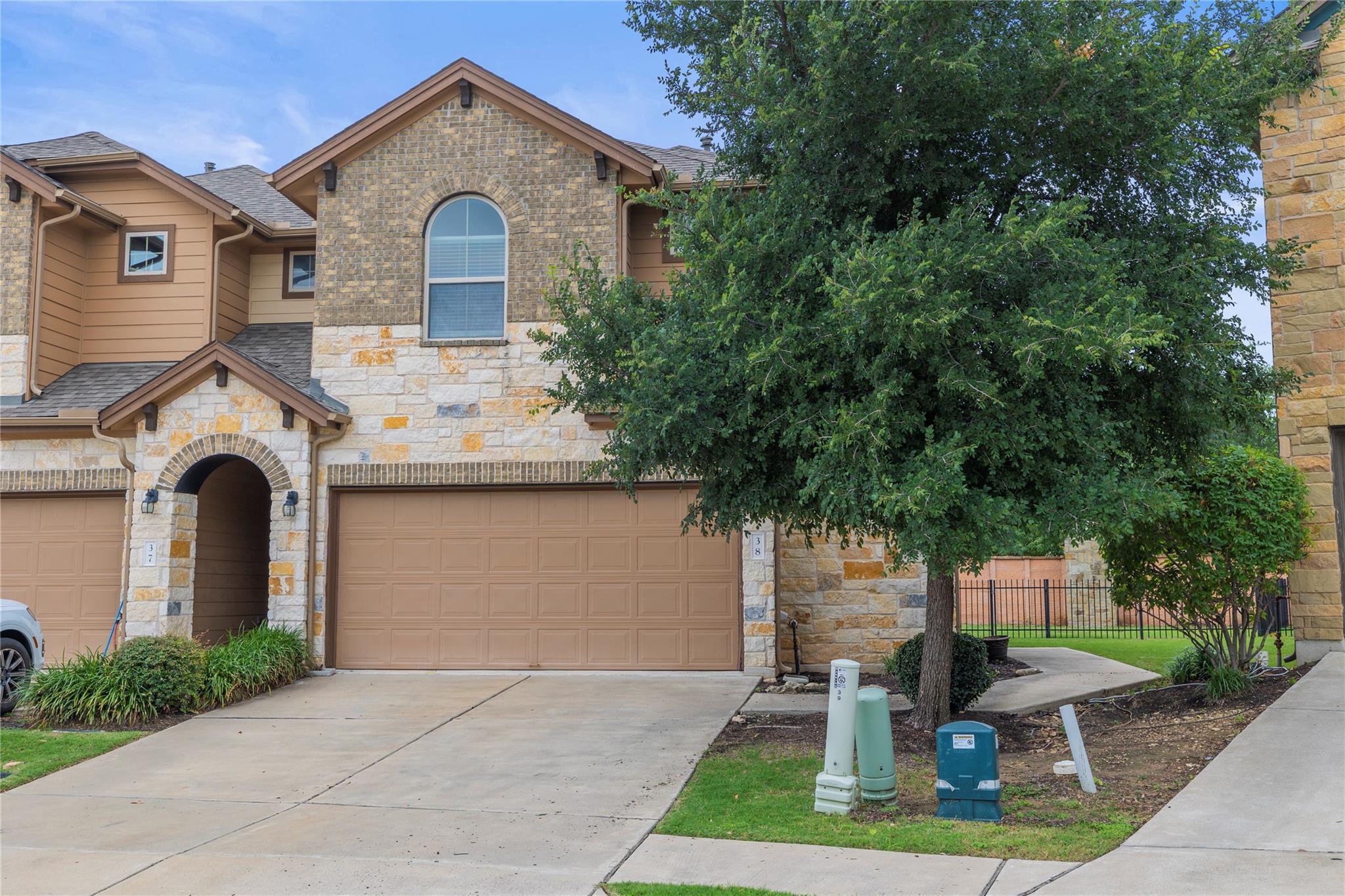 1001 Zodiac Ln # 38, Round Rock, TX 78665