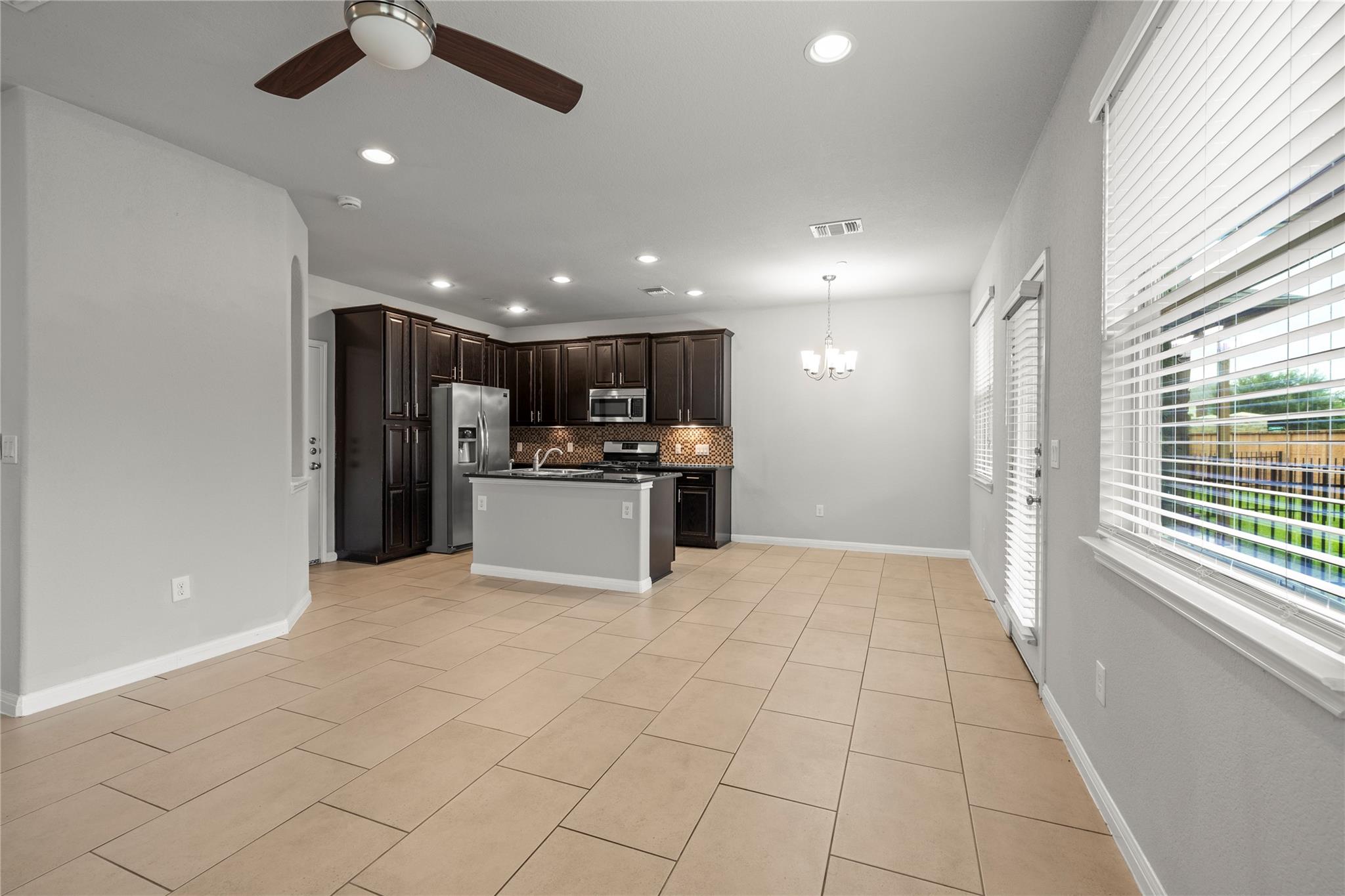 1001 Zodiac Ln # 38, Round Rock, TX 78665