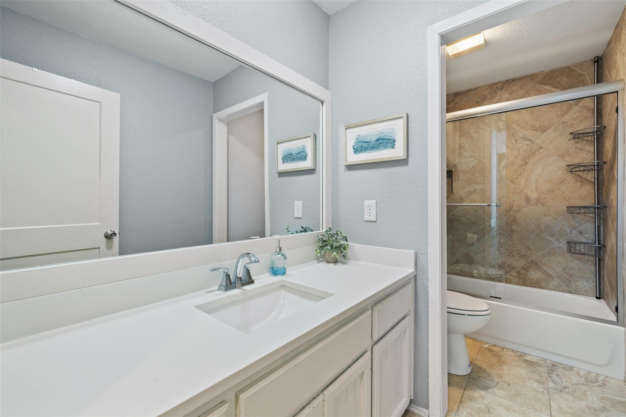 2918 Thurman Rd, Lago Vista, TX 78645