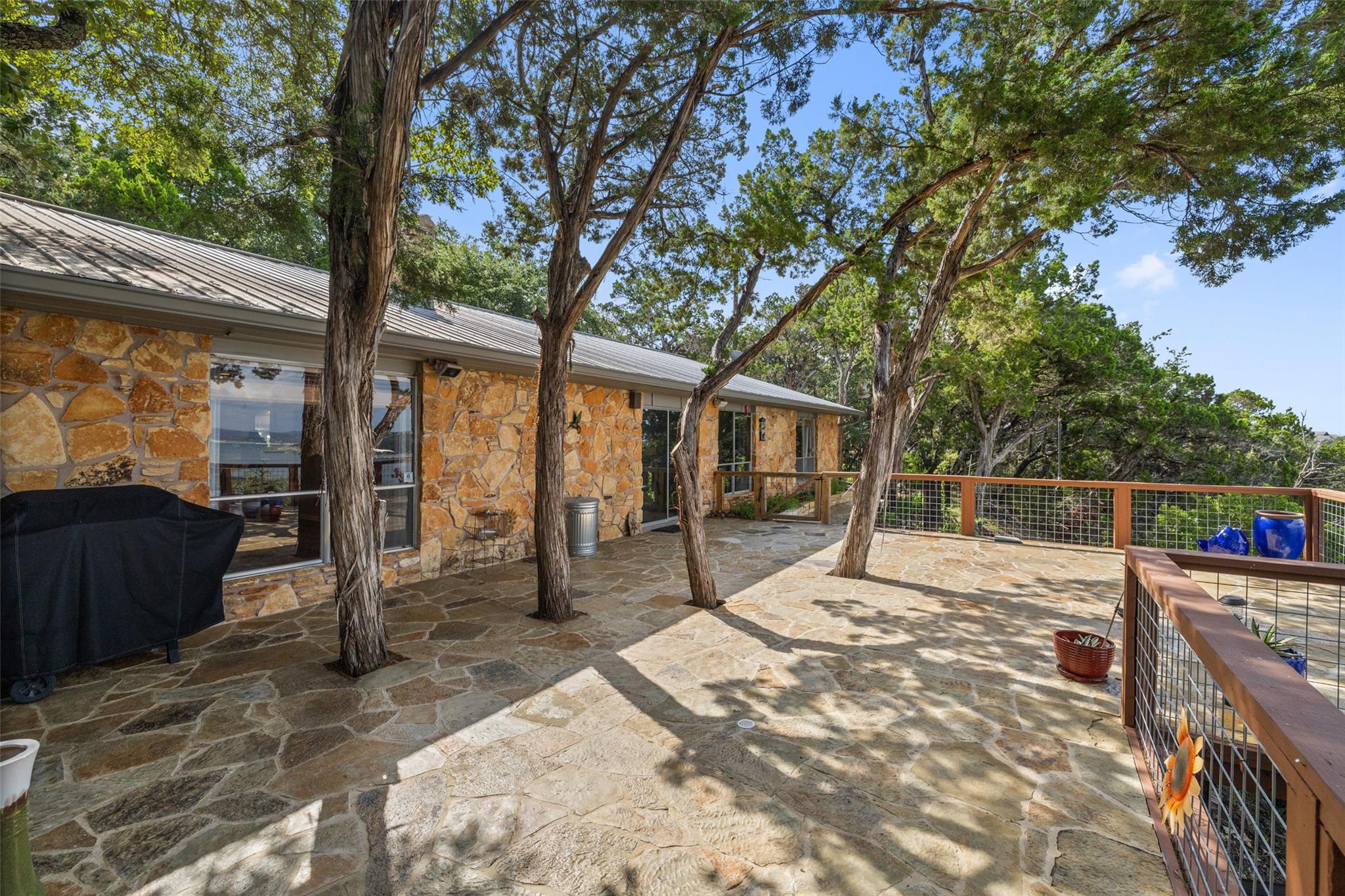 2918 Thurman Rd, Lago Vista, TX 78645