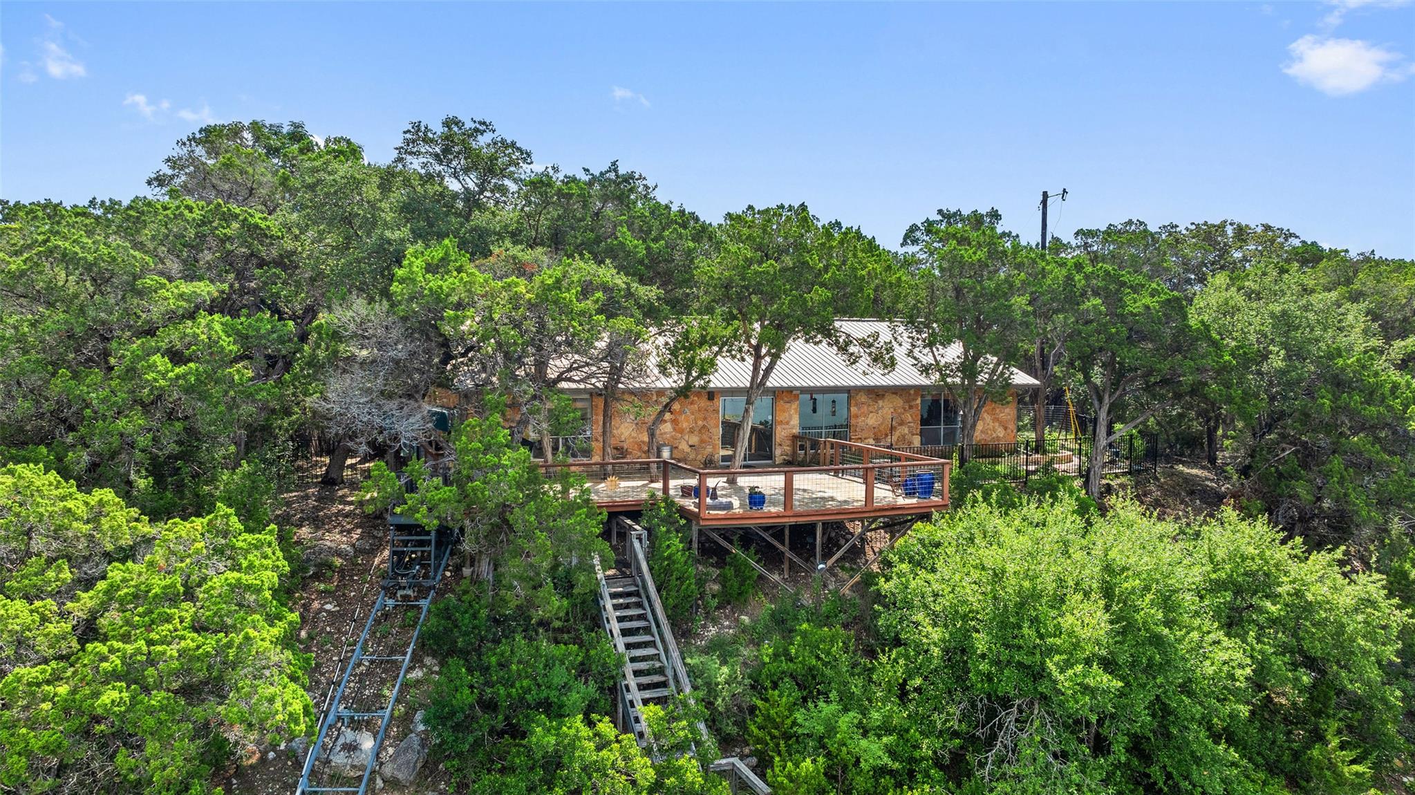 2918 Thurman Rd, Lago Vista, TX 78645