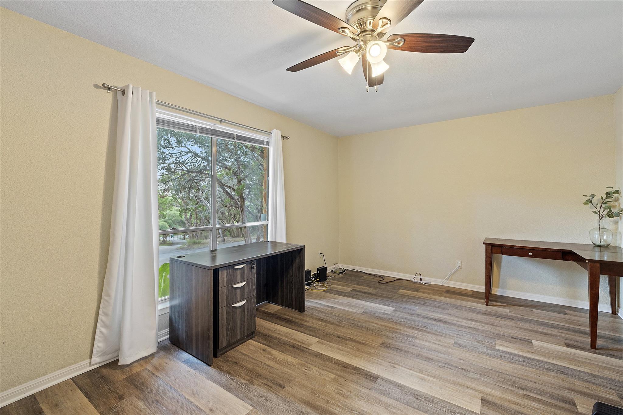 2918 Thurman Rd, Lago Vista, TX 78645