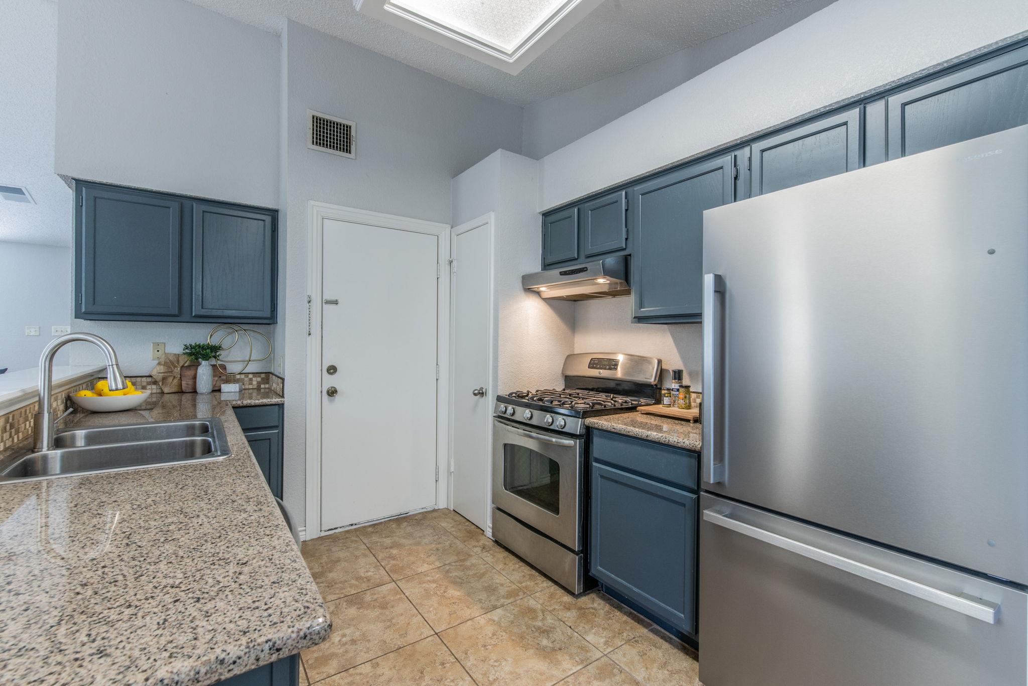 4701 San Simeon Dr, Austin, TX 78749