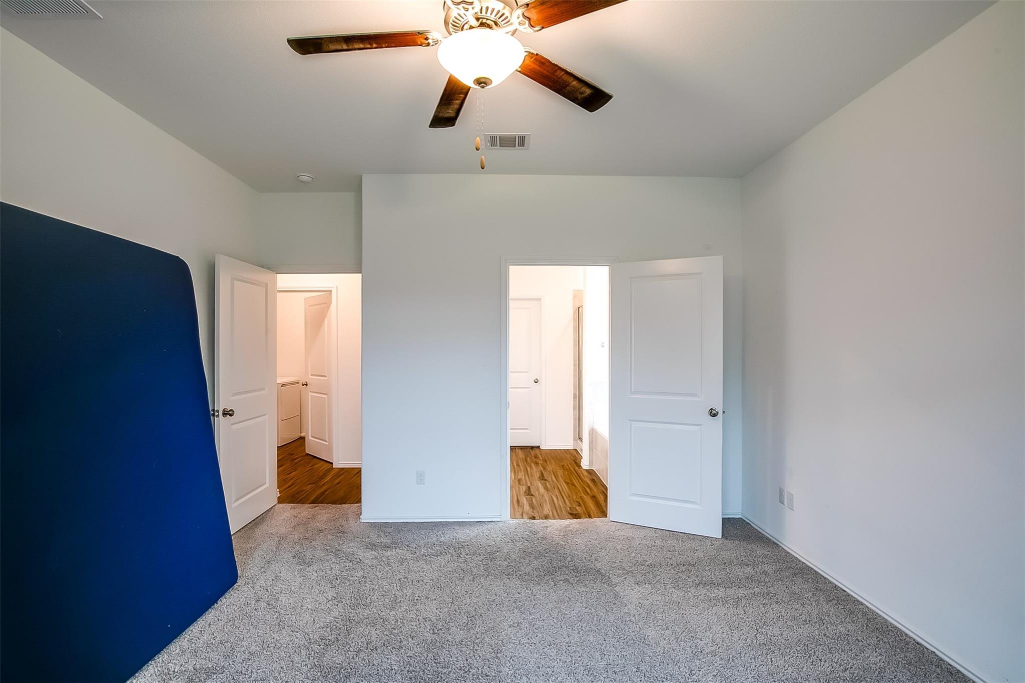 1024 Bluewood Bnd, Leander, TX 78641
