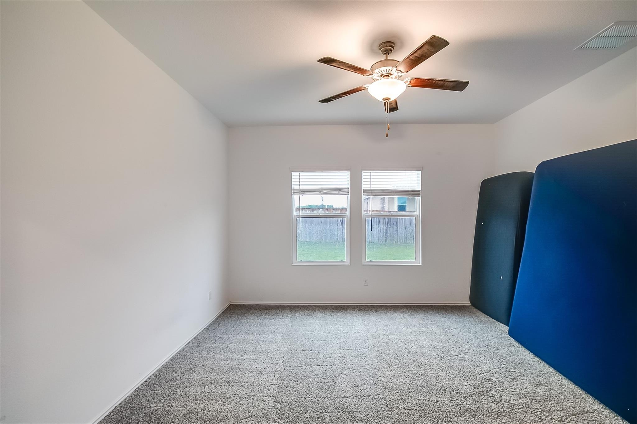 1024 Bluewood Bnd, Leander, TX 78641