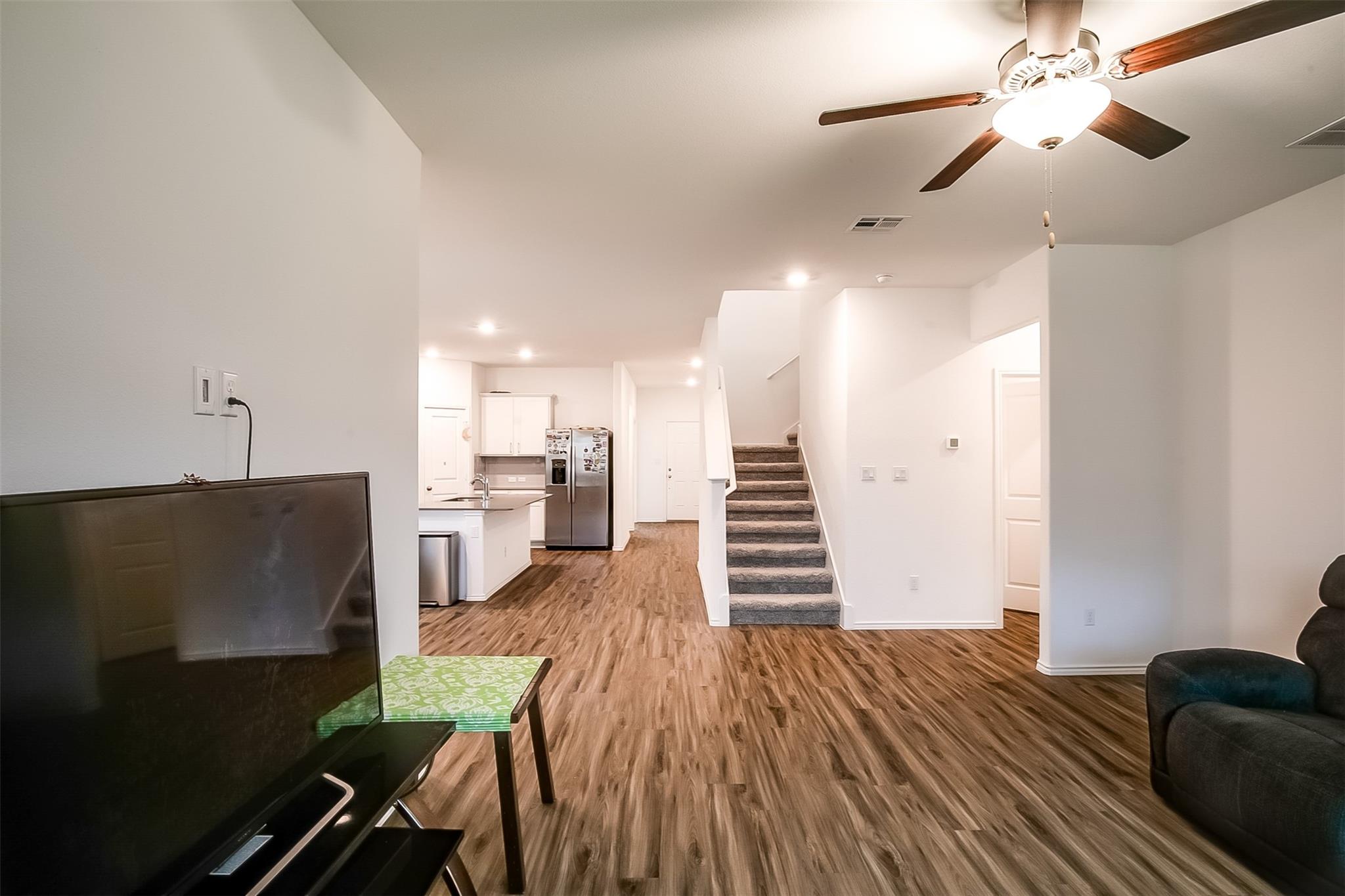 1024 Bluewood Bnd, Leander, TX 78641