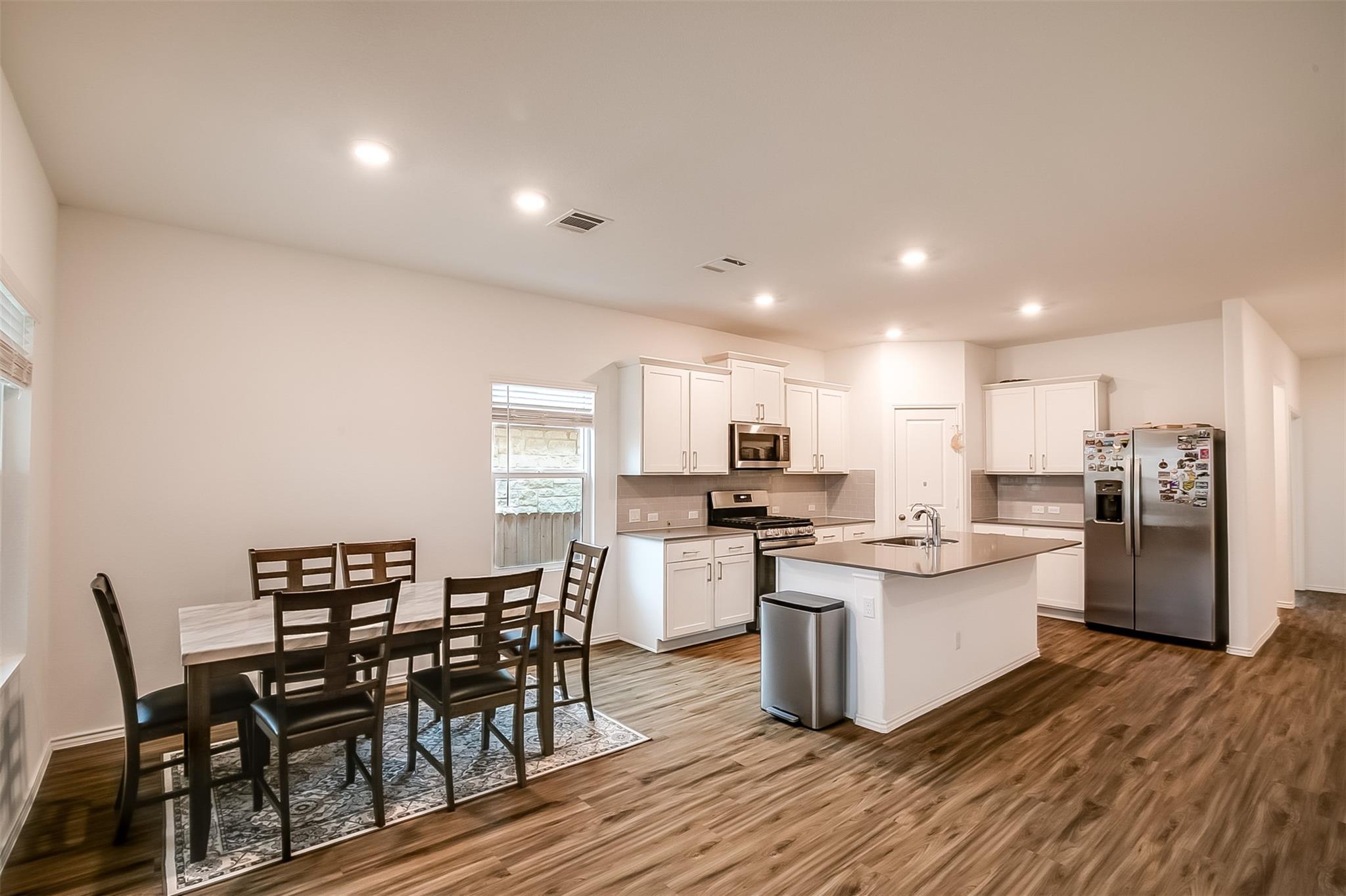 1024 Bluewood Bnd, Leander, TX 78641
