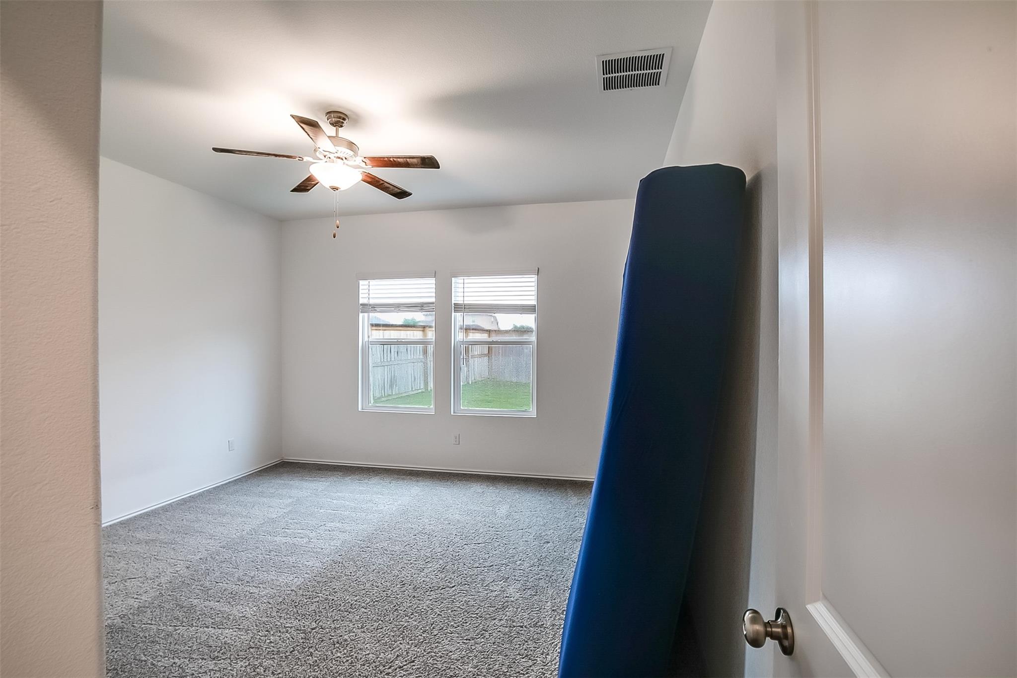 1024 Bluewood Bnd, Leander, TX 78641