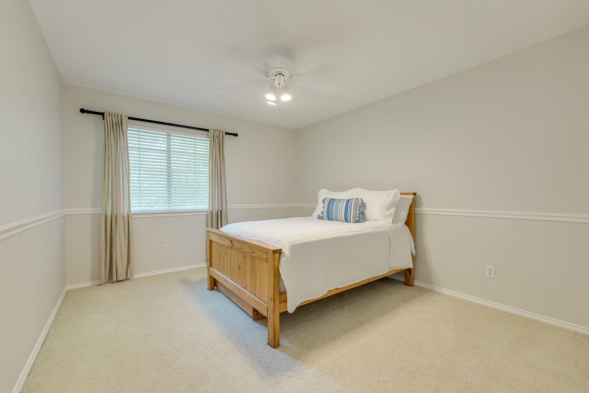 904 BROOKSIDE Ct, Round Rock, TX 78681