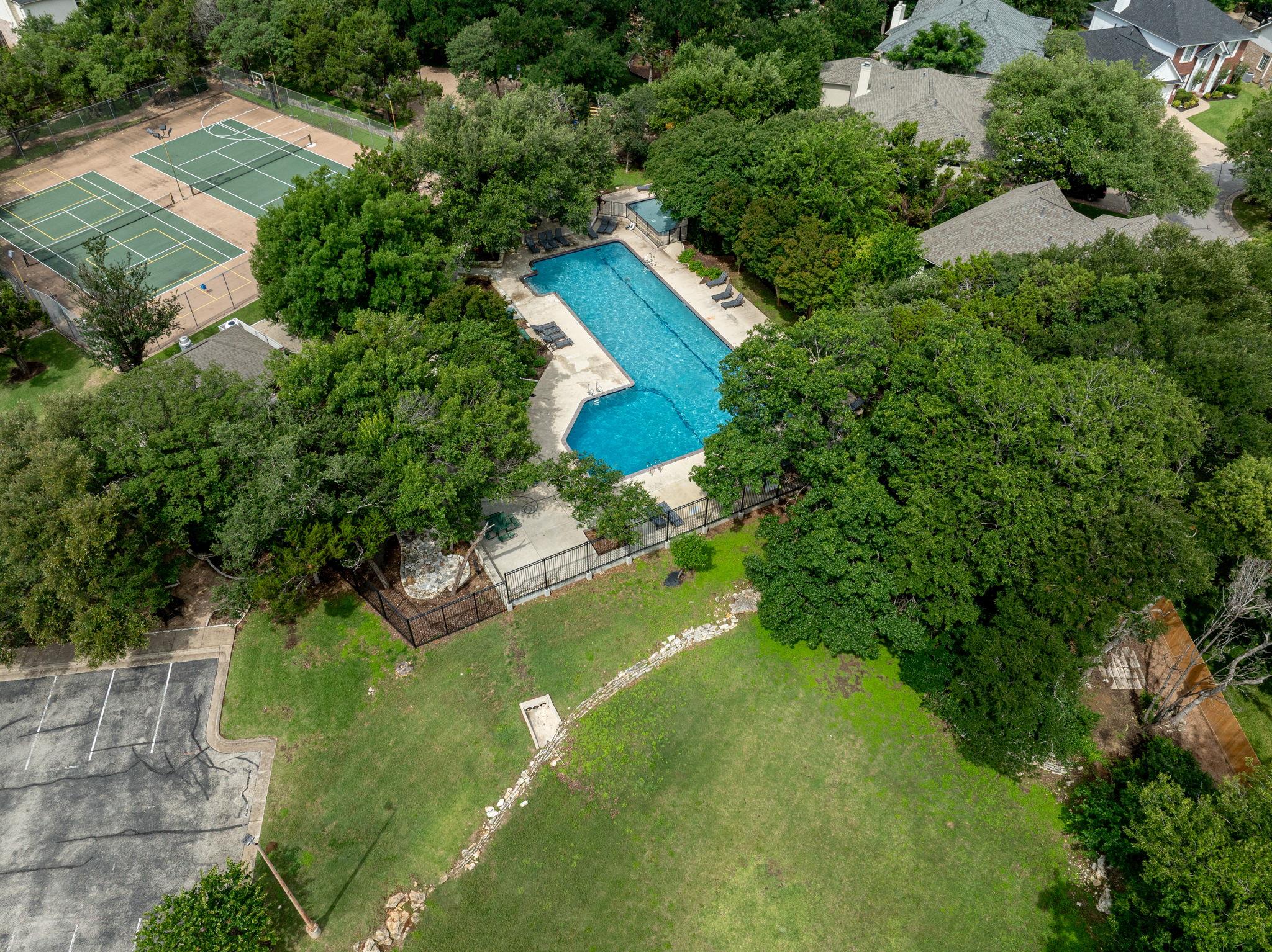 904 BROOKSIDE Ct, Round Rock, TX 78681