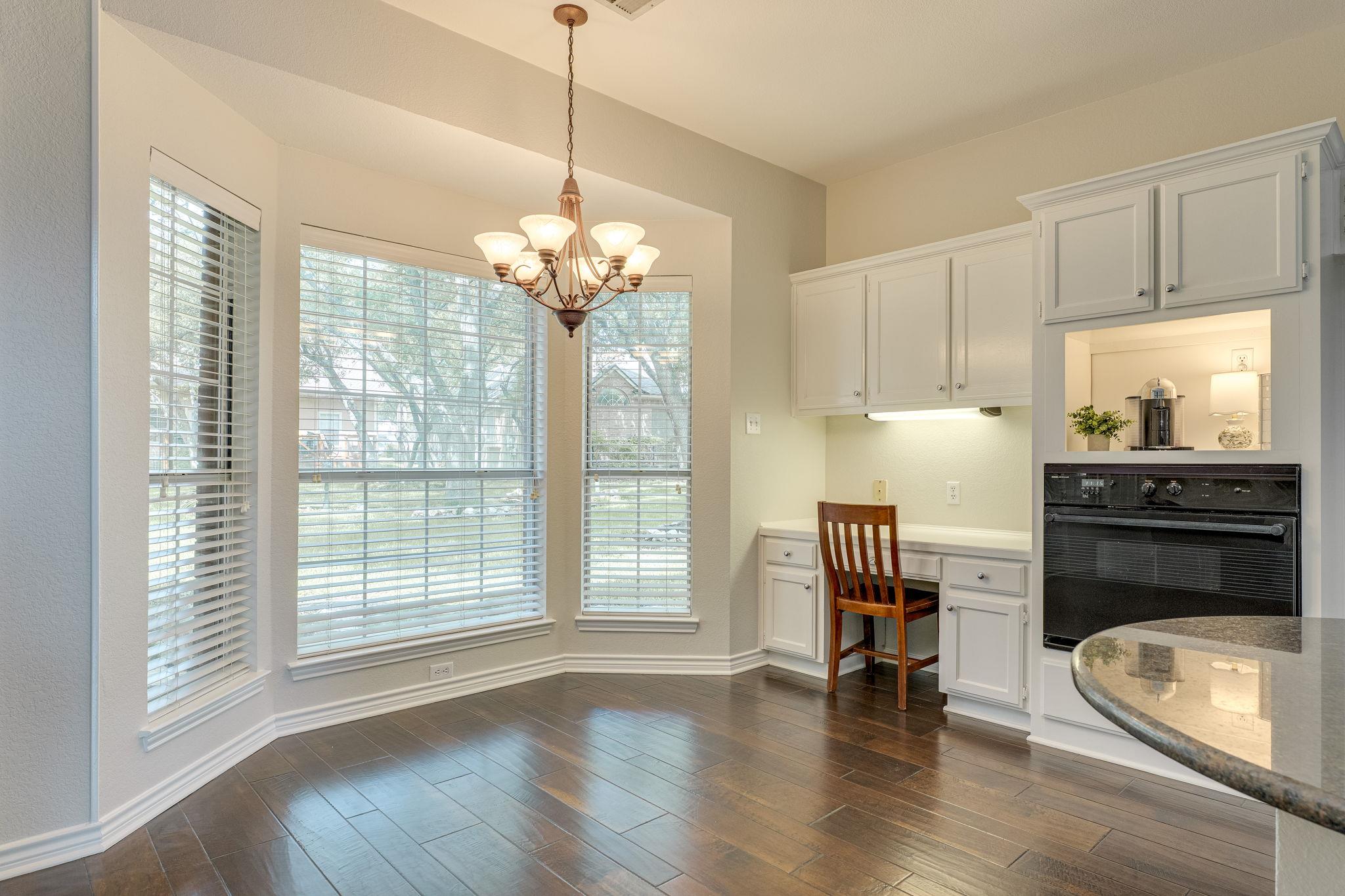 904 BROOKSIDE Ct, Round Rock, TX 78681