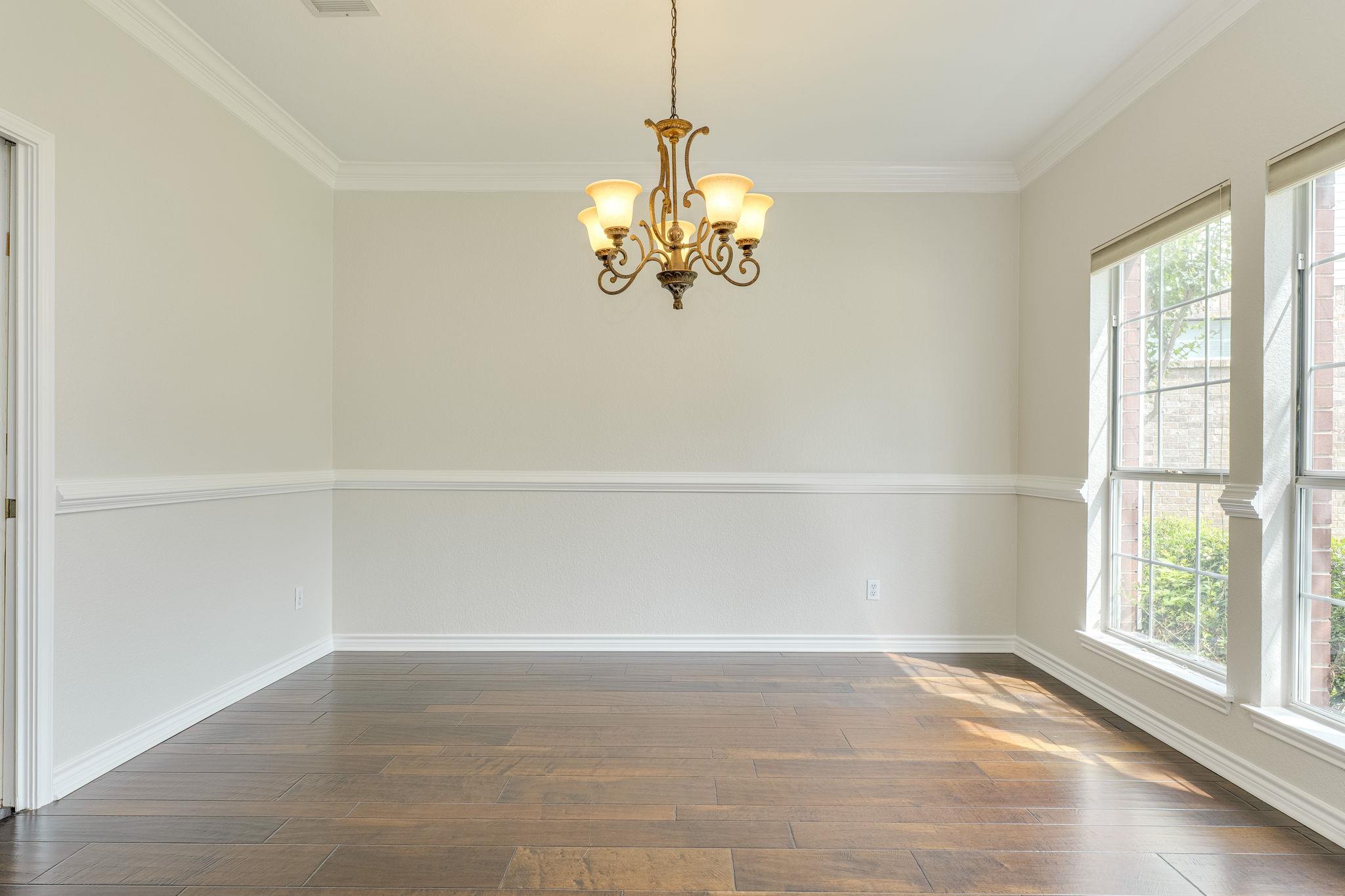904 BROOKSIDE Ct, Round Rock, TX 78681