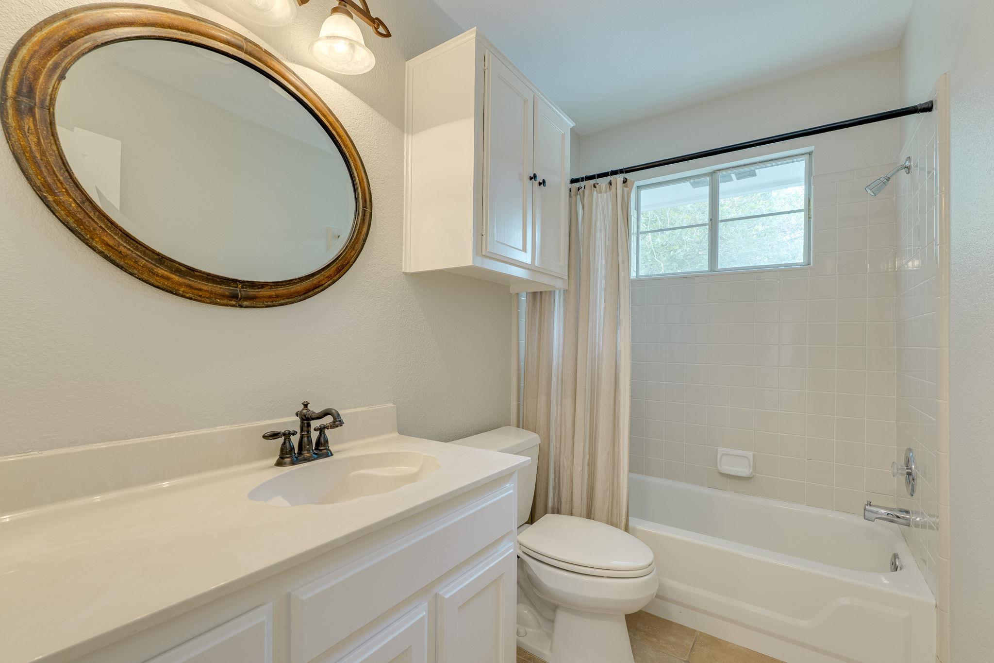 904 BROOKSIDE Ct, Round Rock, TX 78681