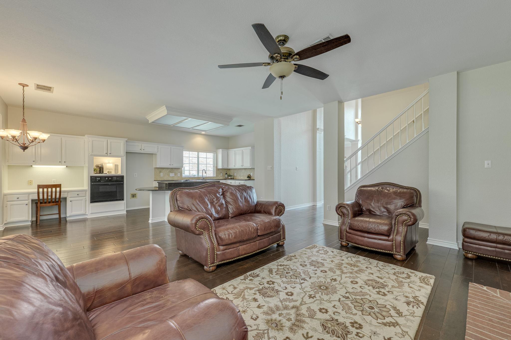 904 BROOKSIDE Ct, Round Rock, TX 78681