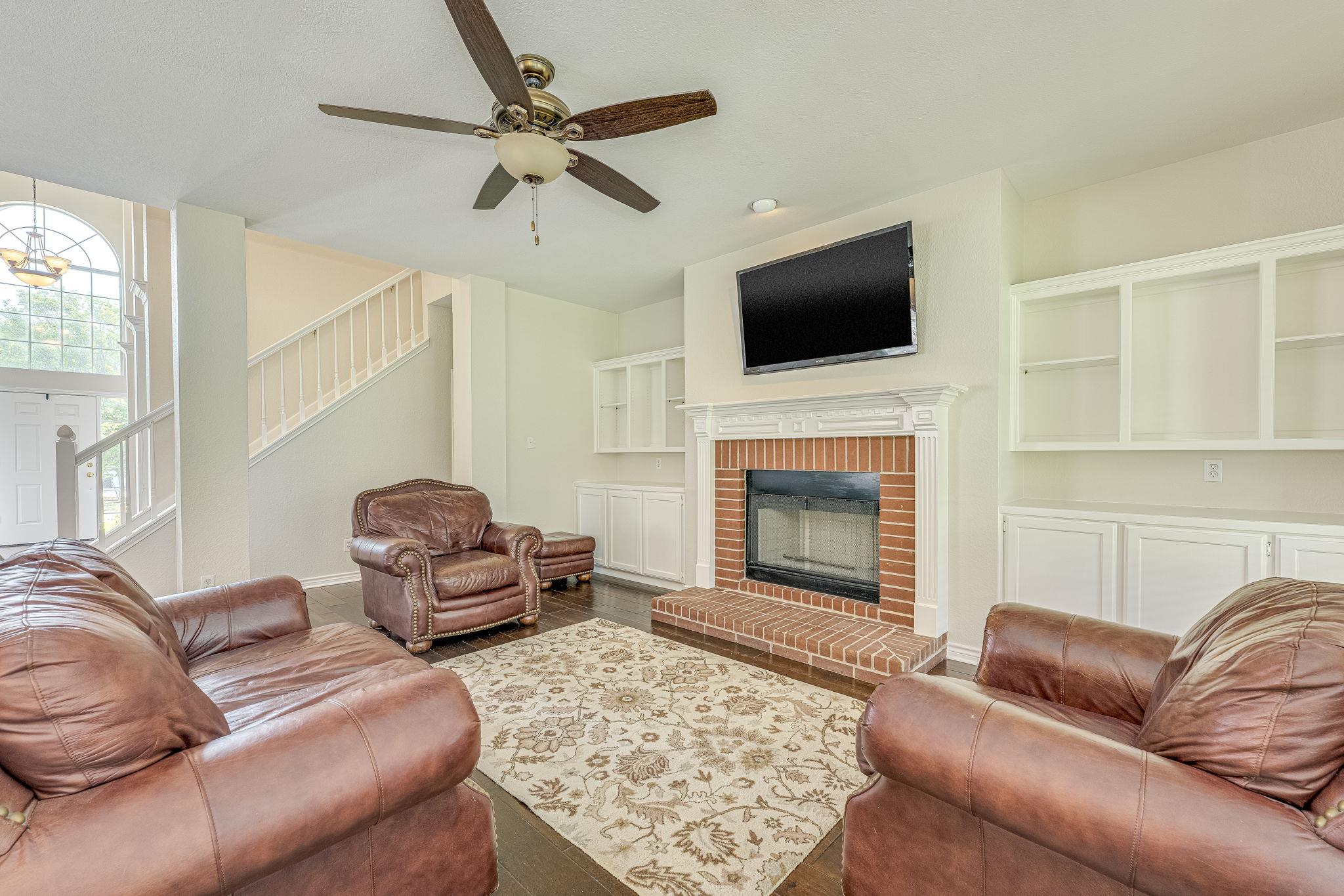 904 BROOKSIDE Ct, Round Rock, TX 78681