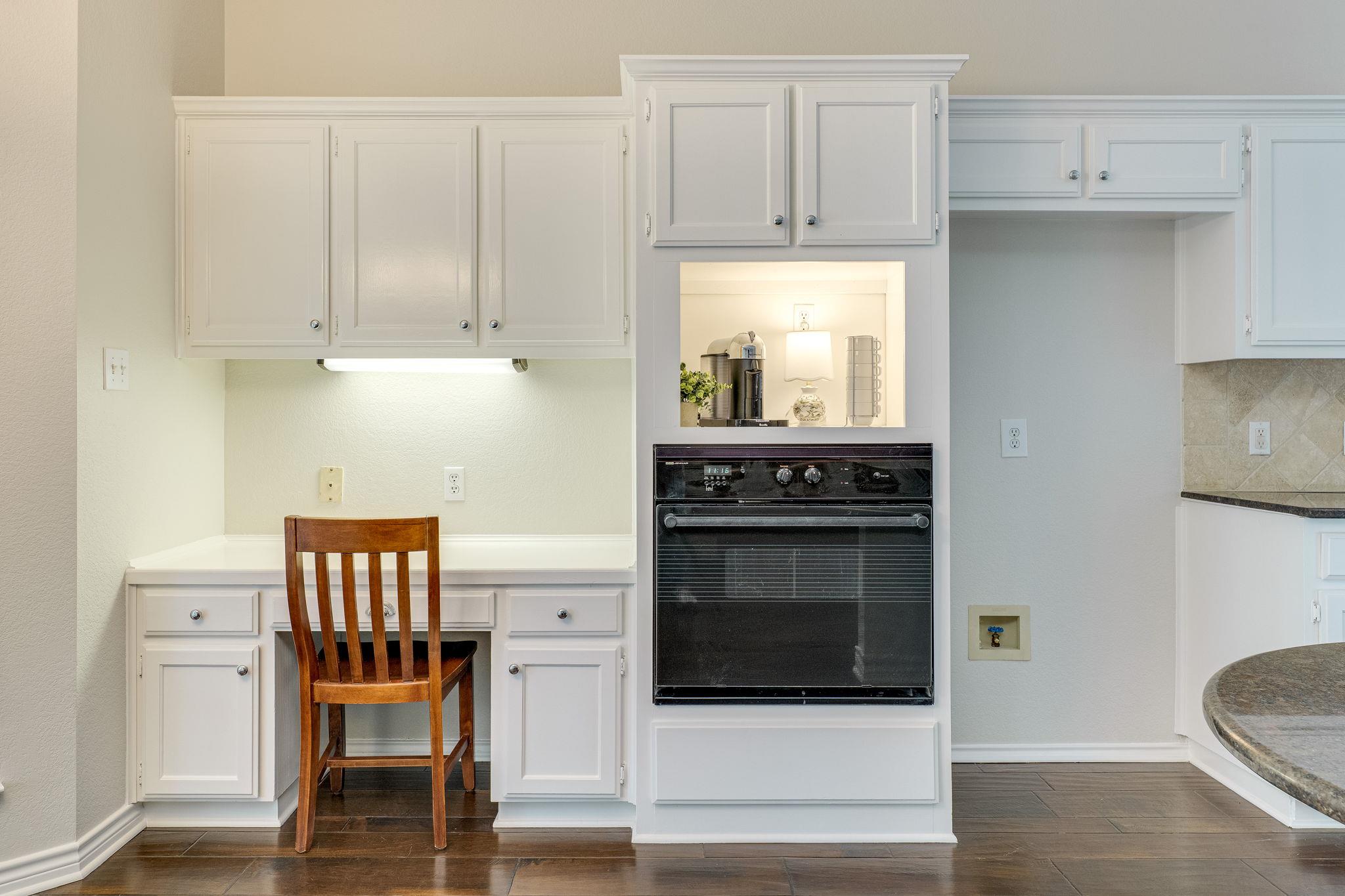 904 BROOKSIDE Ct, Round Rock, TX 78681