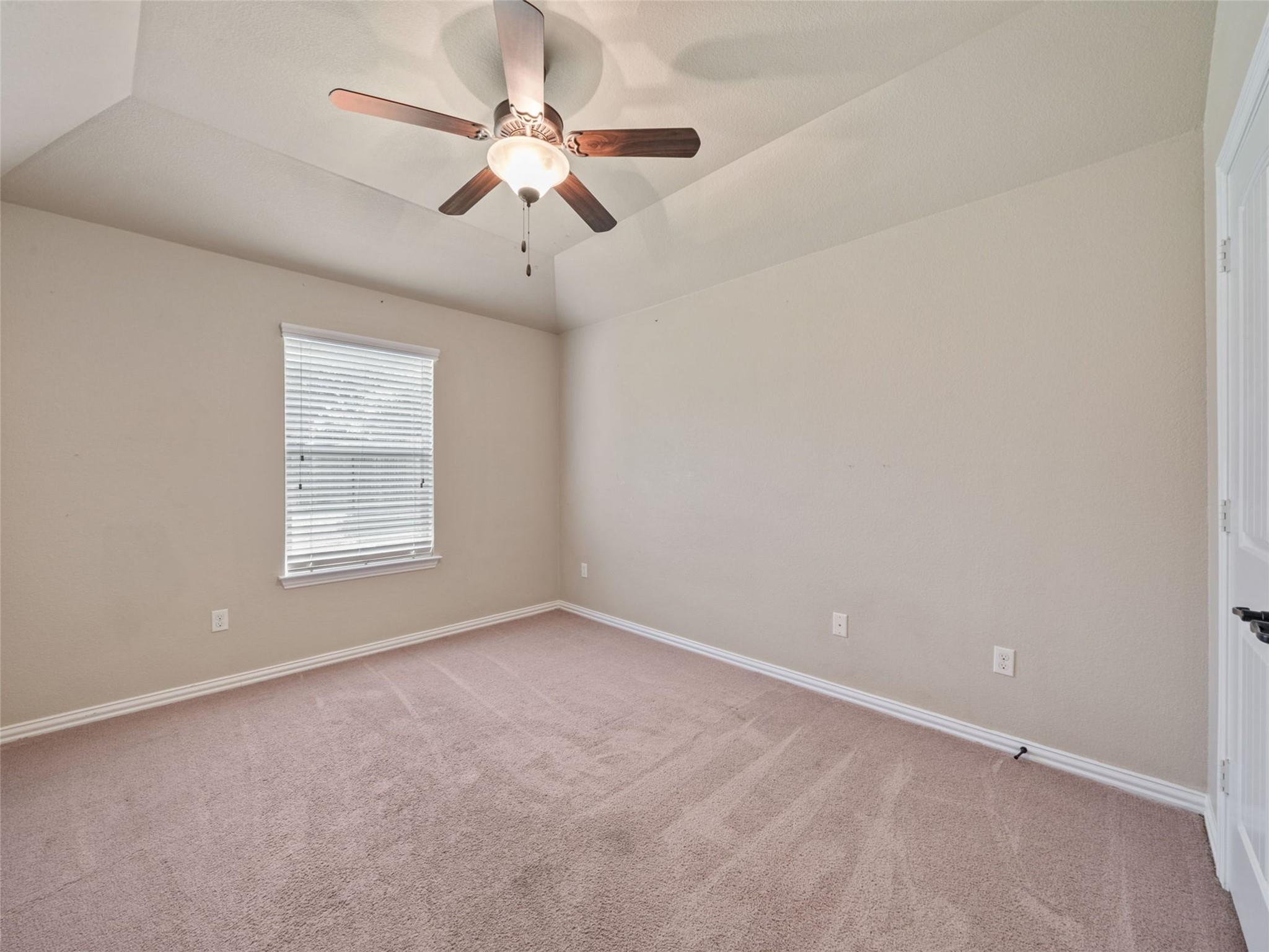 1905 Meandering Meadows Dr, Pflugerville, TX 78660
