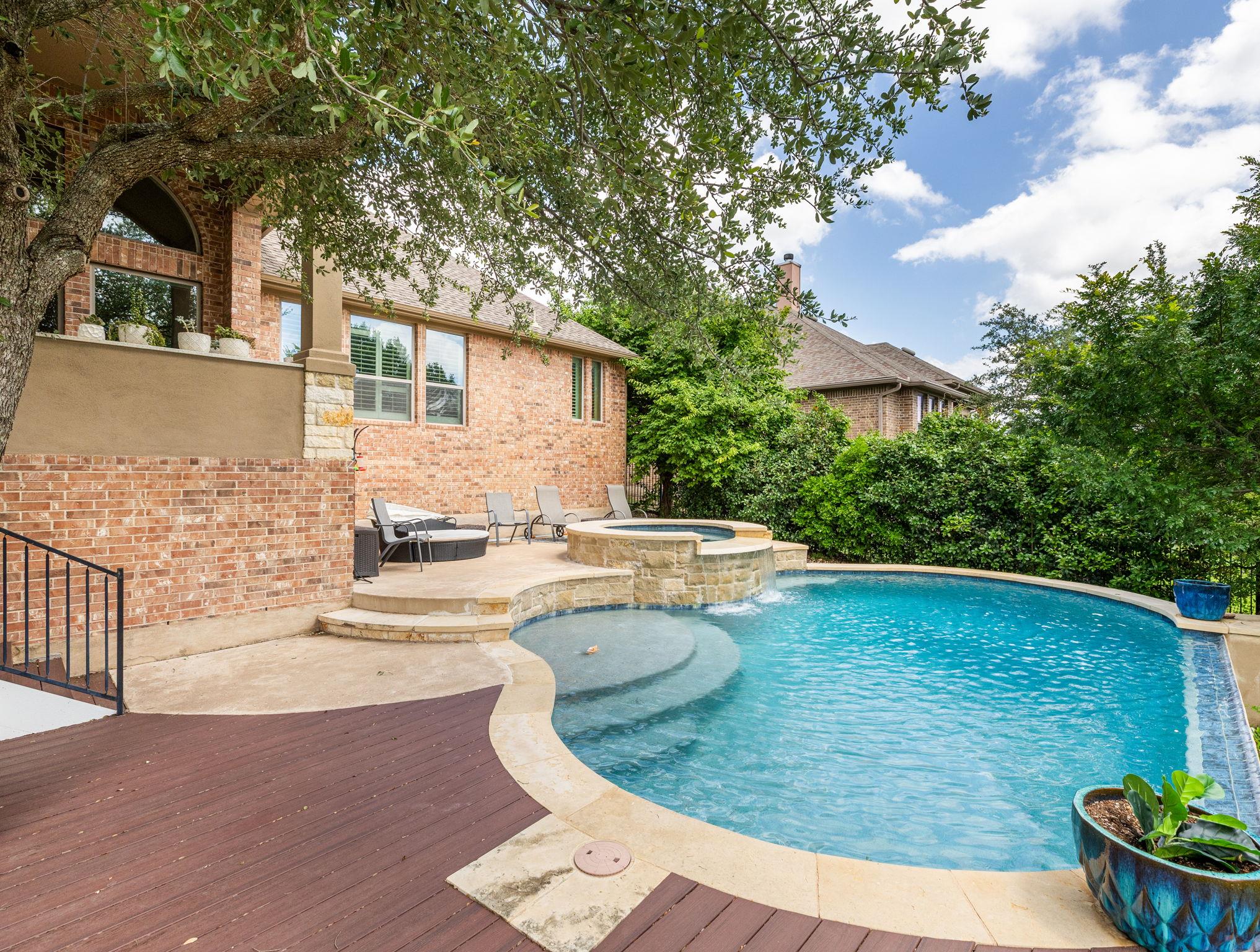 8808 Flycatcher Ct, Austin, TX 78738