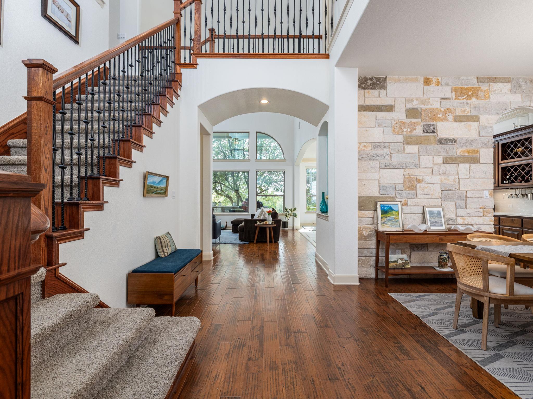 8808 Flycatcher Ct, Austin, TX 78738