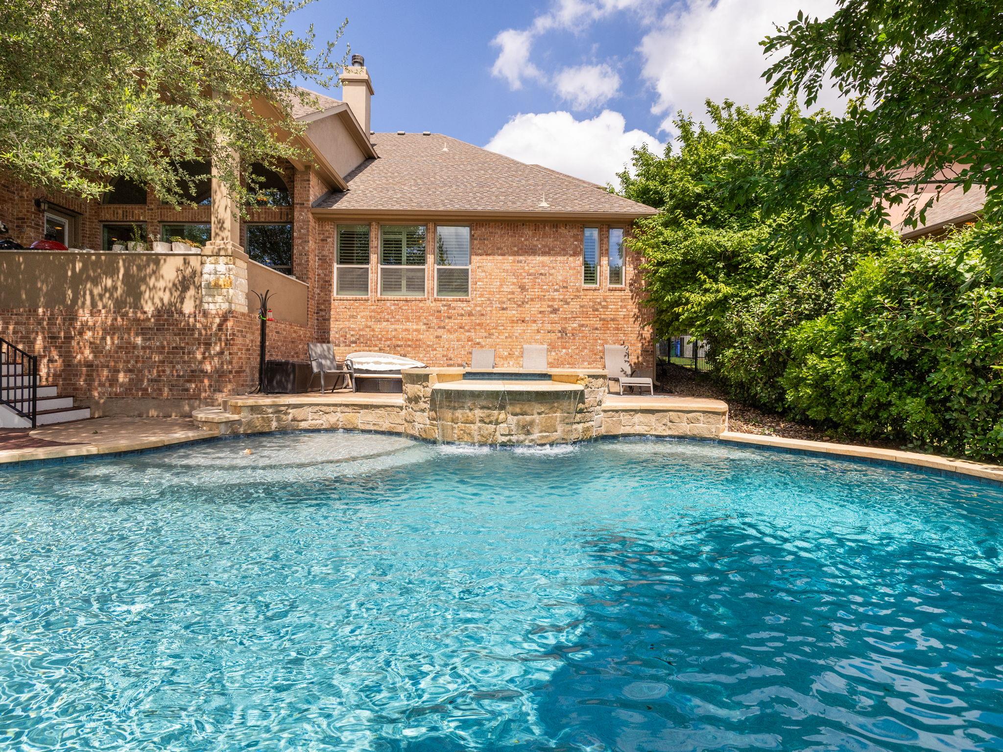 8808 Flycatcher Ct, Austin, TX 78738
