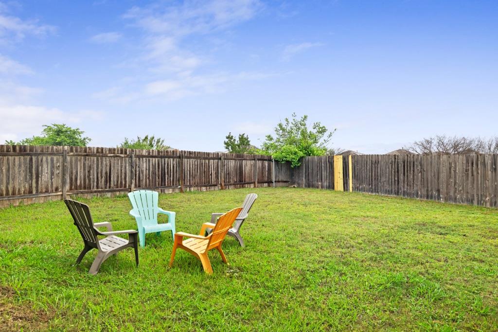 7204 Outfitter Dr, Austin, TX 78744