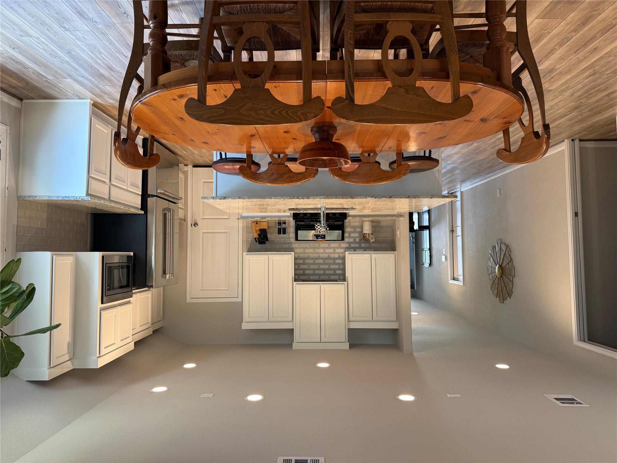 2336 Hagerman Rd, Conroe, TX 77384