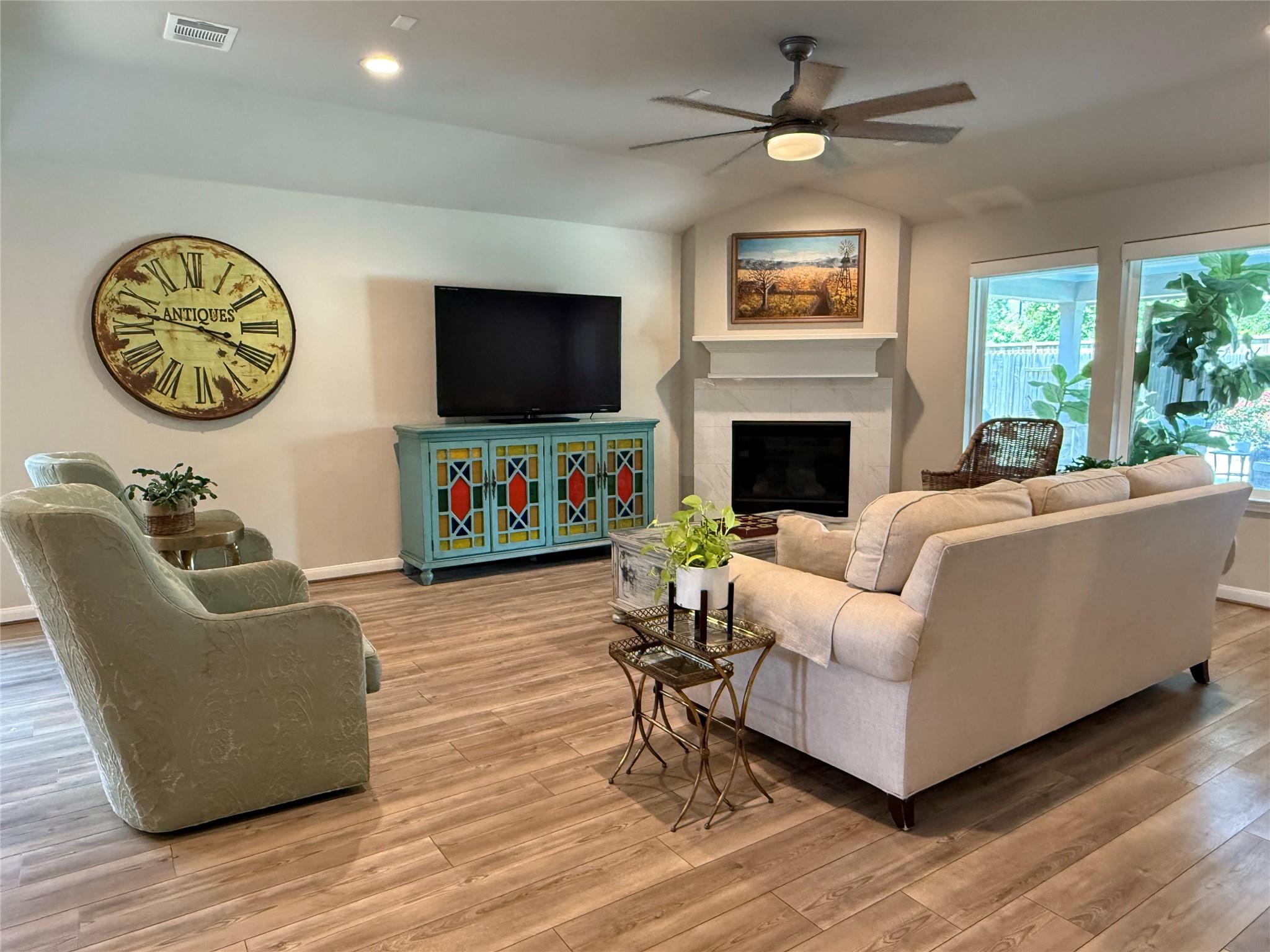 2336 Hagerman Rd, Conroe, TX 77384