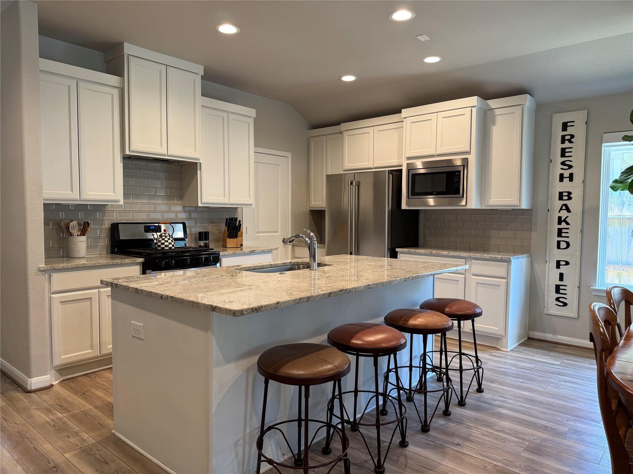 2336 Hagerman Rd, Conroe, TX 77384