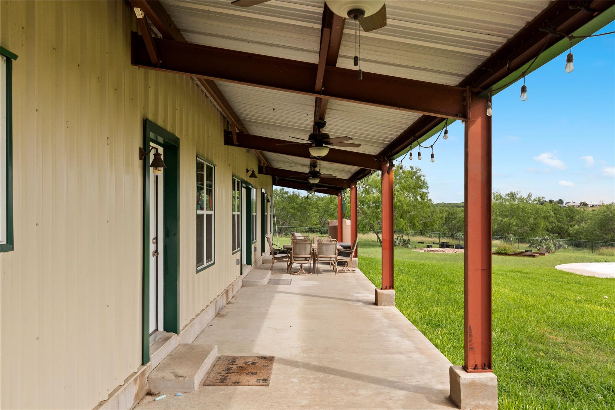 1293 Pioneer Rd, Seguin, TX 78155