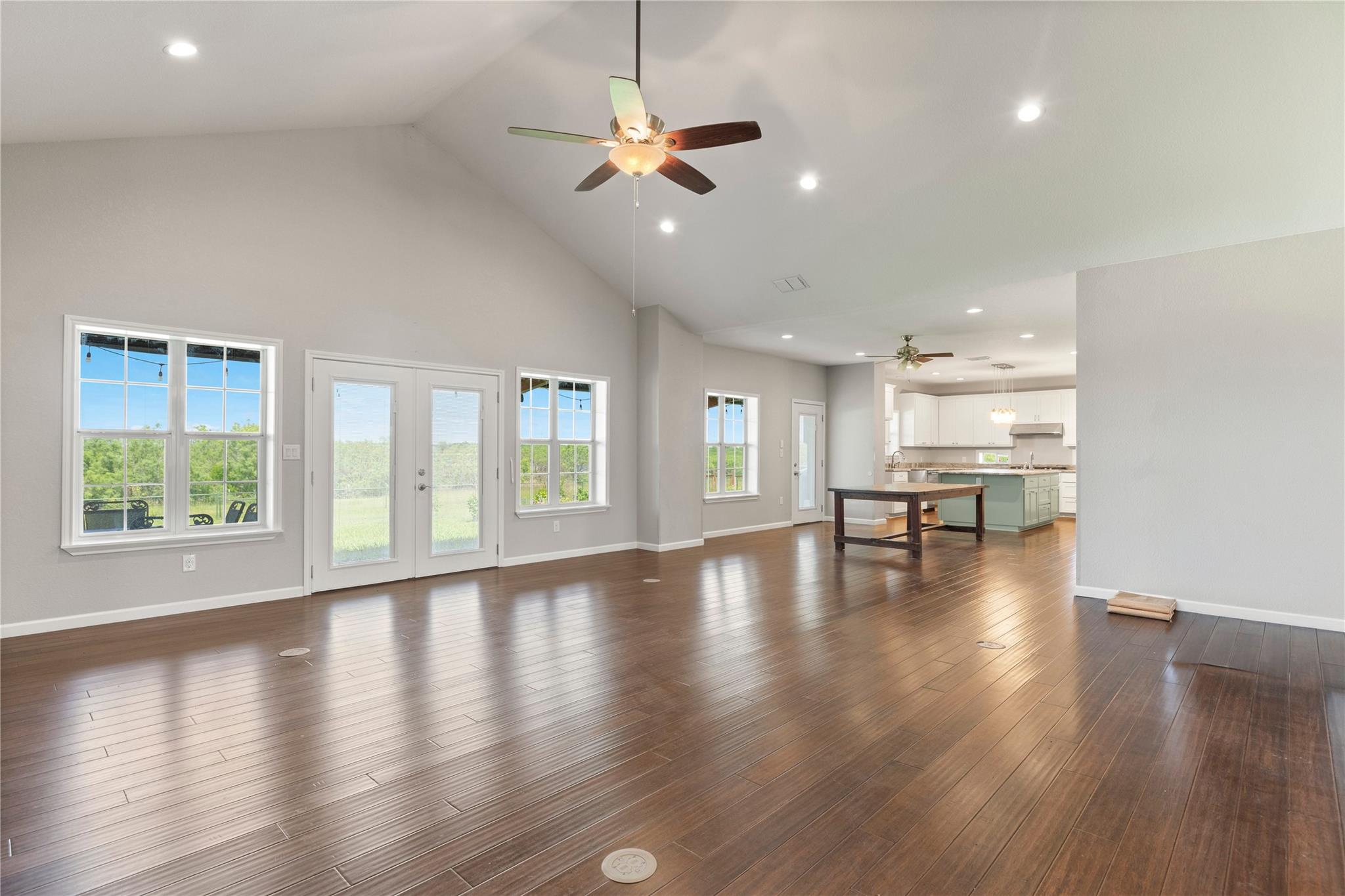 1293 Pioneer Rd, Seguin, TX 78155