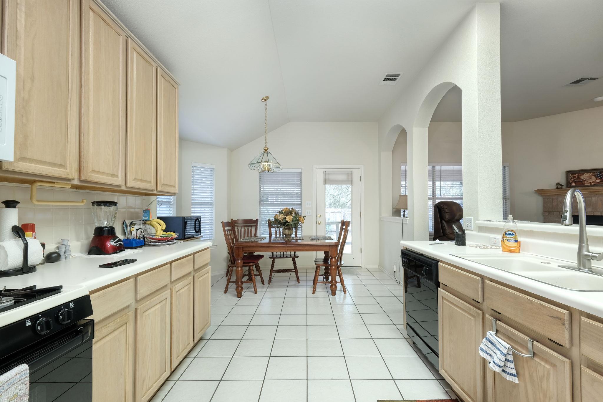 1421 Spiderlily Vw, Cedar Park, TX 78613