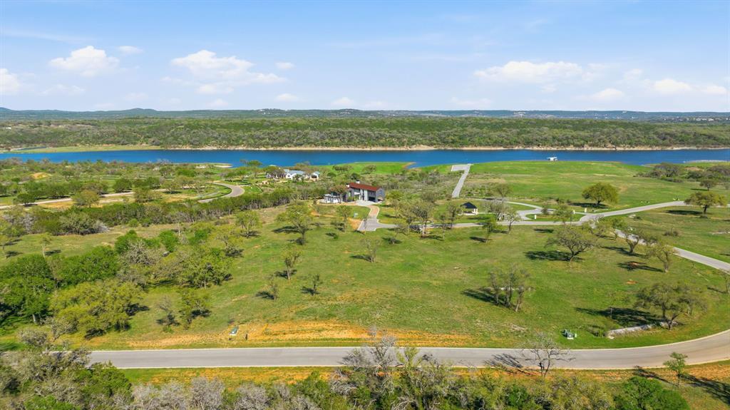 4 Creek Hollow Way, Spicewood, TX 78669
