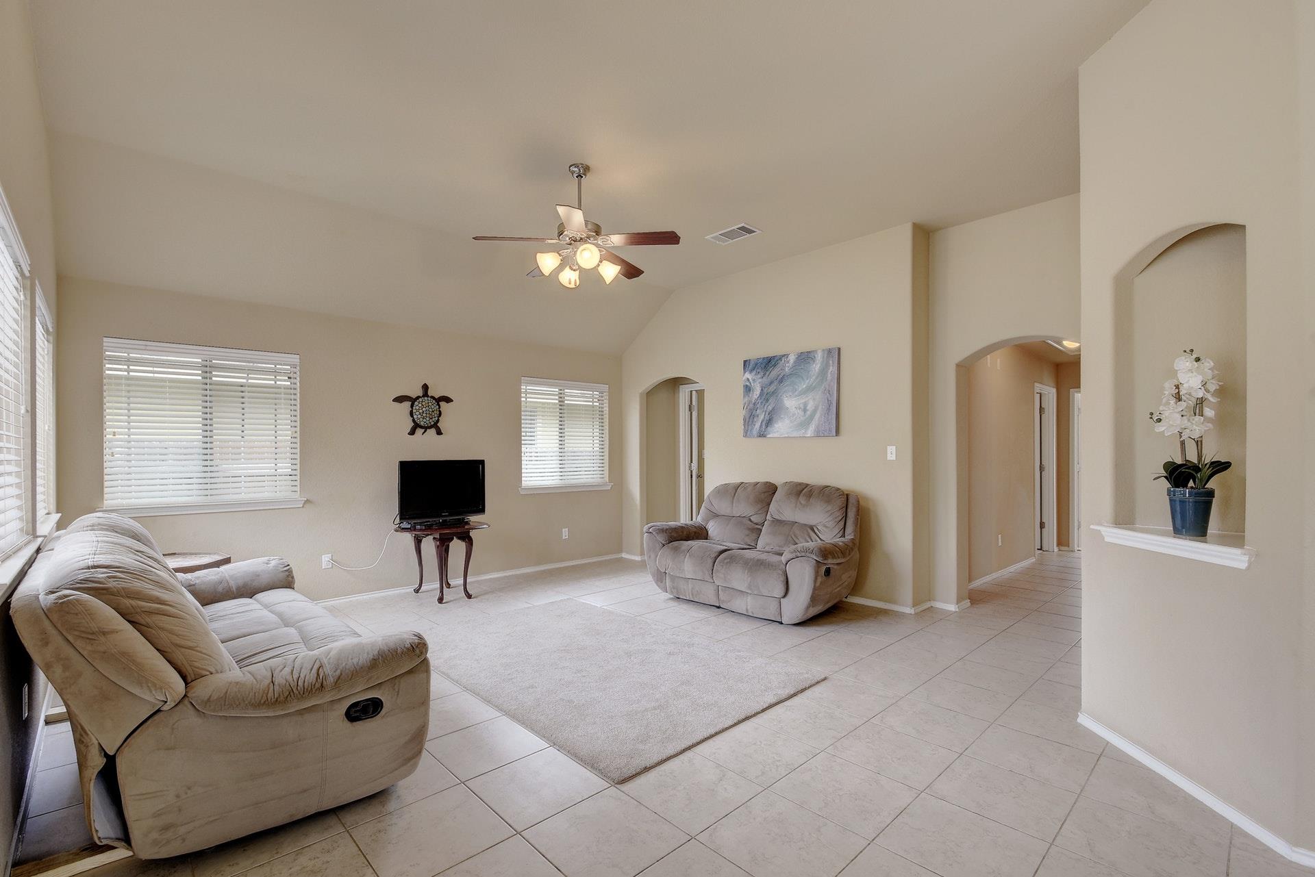202 Silo St, San Marcos, TX 78666