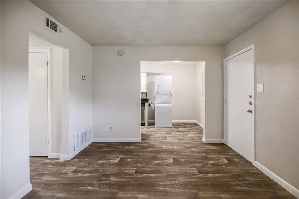 2401 Manor Rd # 221, Austin, TX 78722
