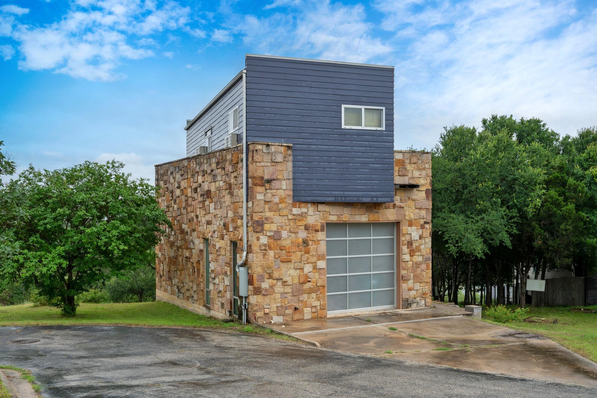 401 Crestview Dr, Marble Falls, TX 78654