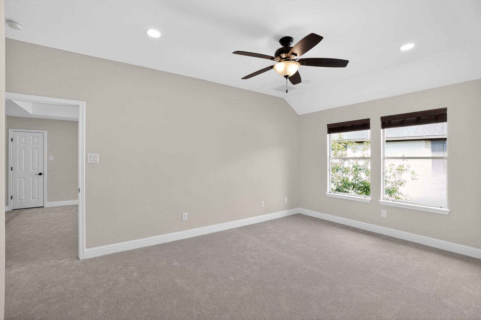 7320 Mitra Dr, Austin, TX 78739