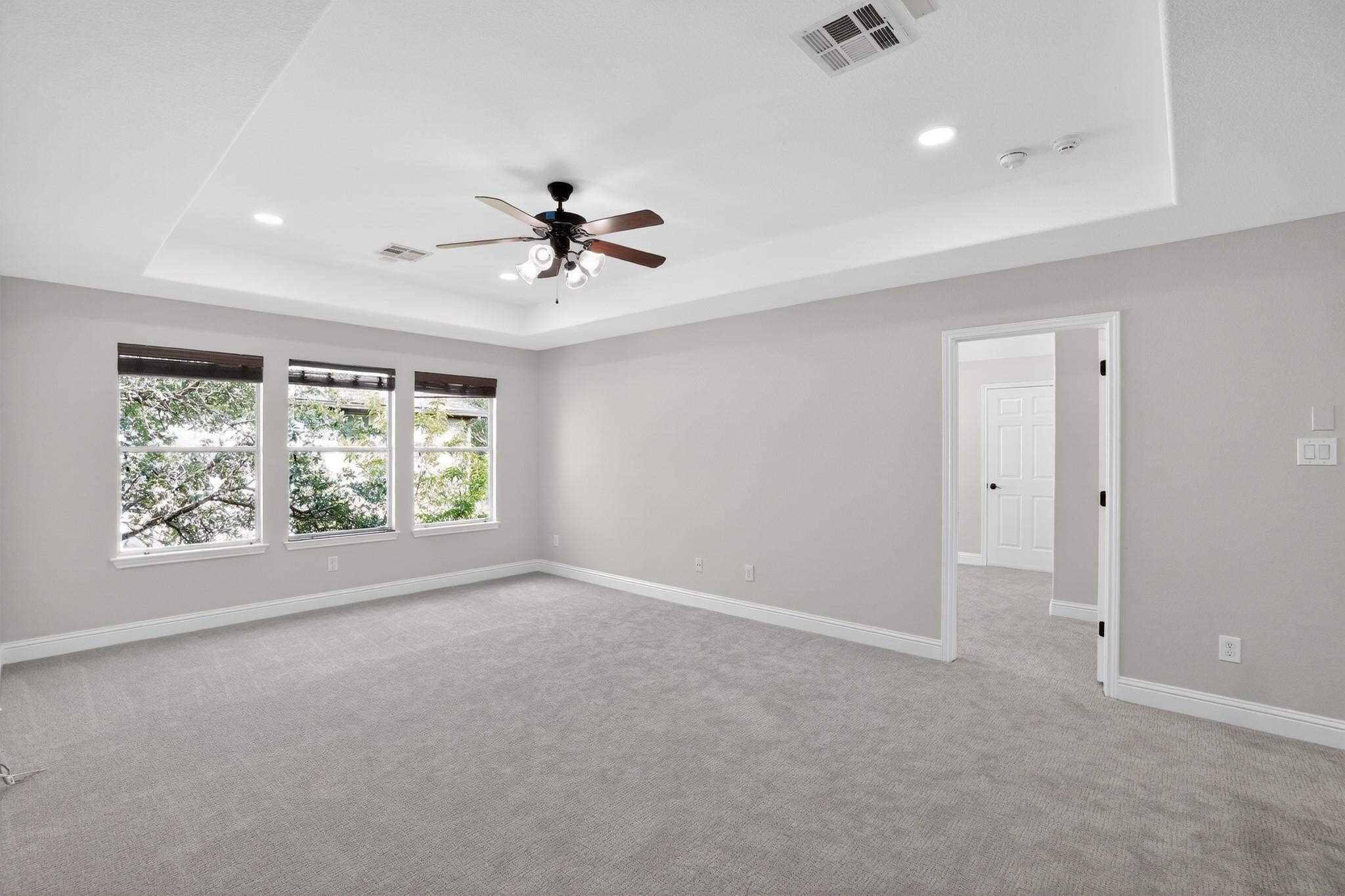 7320 Mitra Dr, Austin, TX 78739
