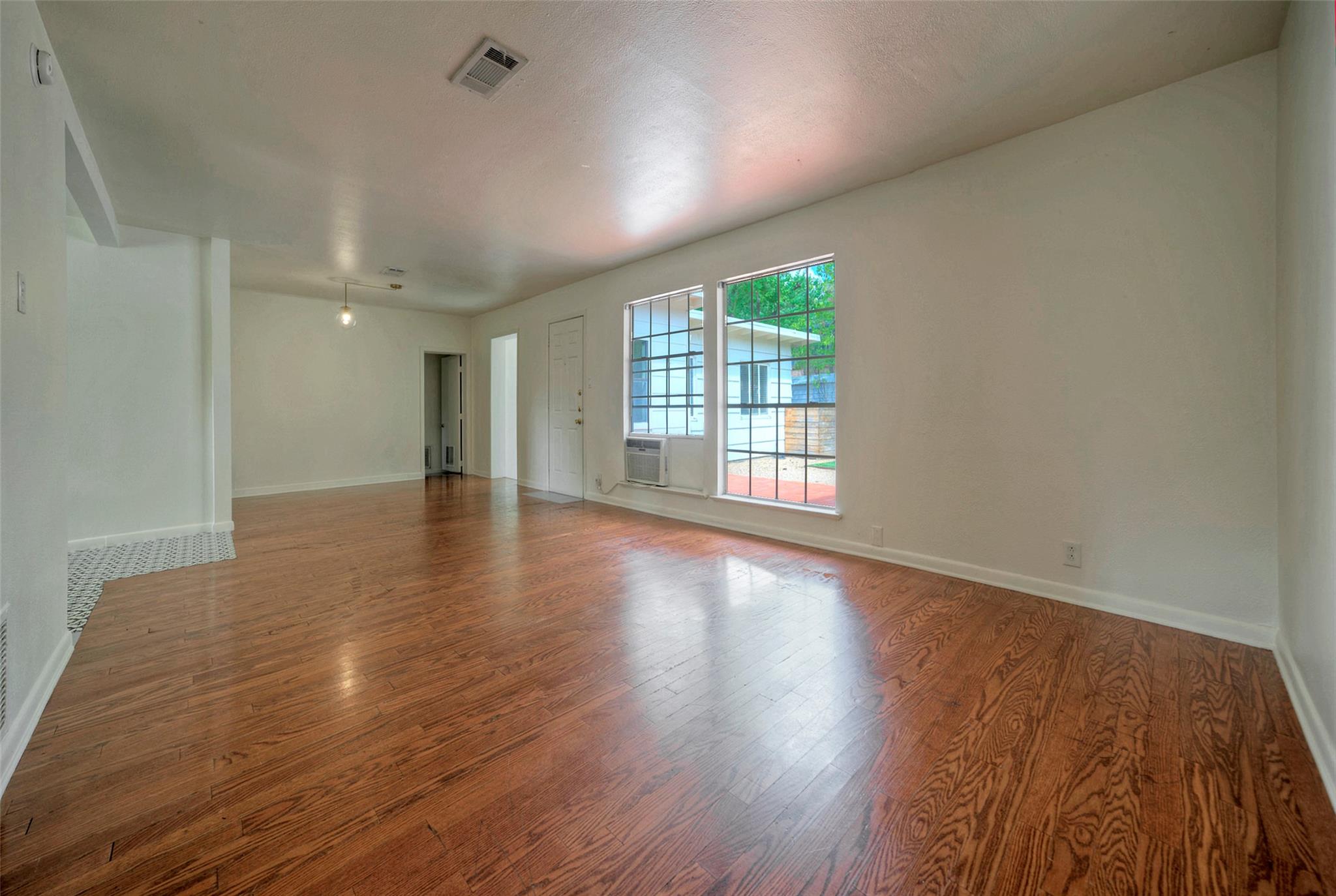 1803 Pearl St, Austin, TX 78701