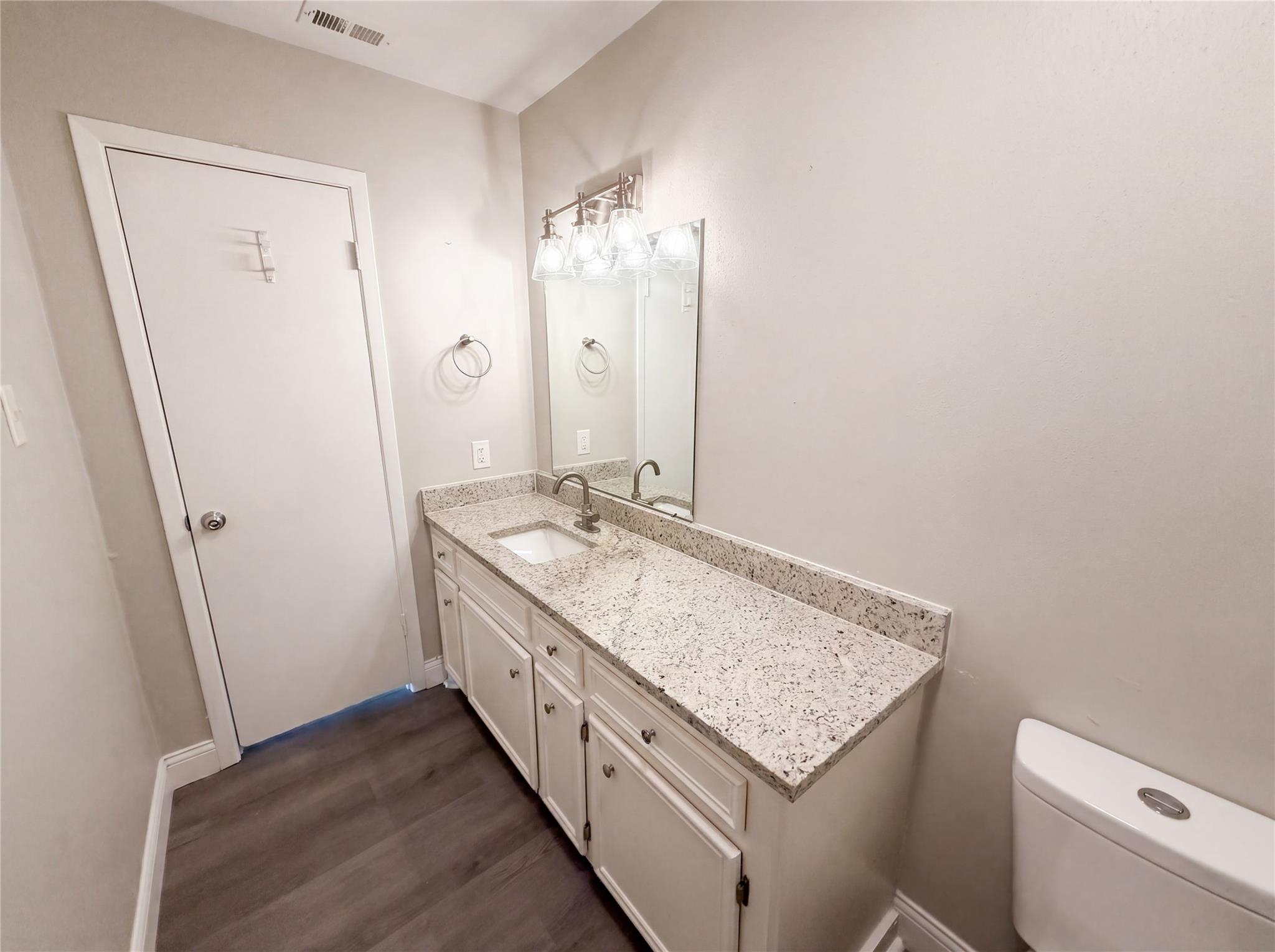 3216 Poe Cv # 5C, Lago Vista, TX 78645