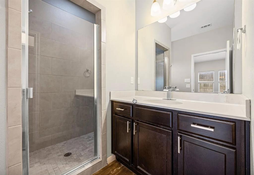 111 Stockton Family Ct, Jarrell, TX 76537