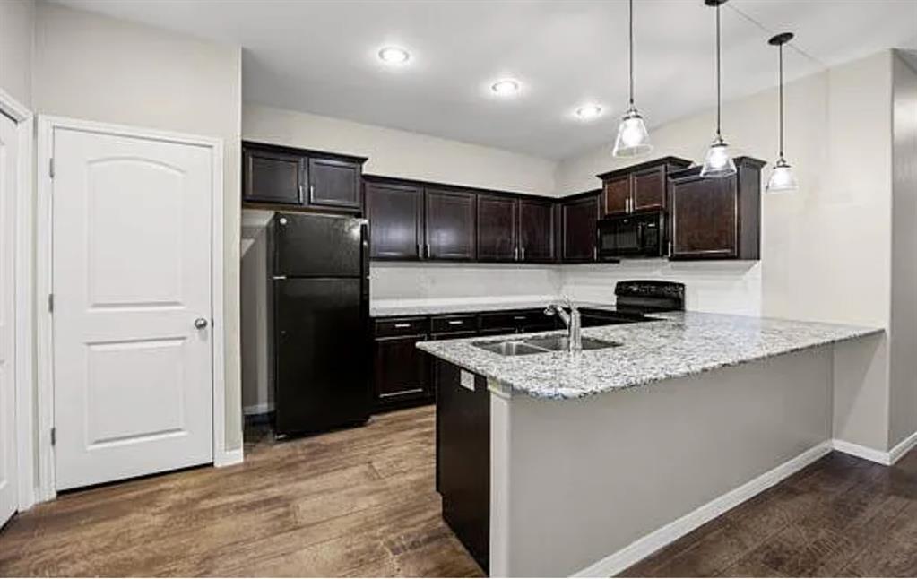 111 Stockton Family Ct, Jarrell, TX 76537