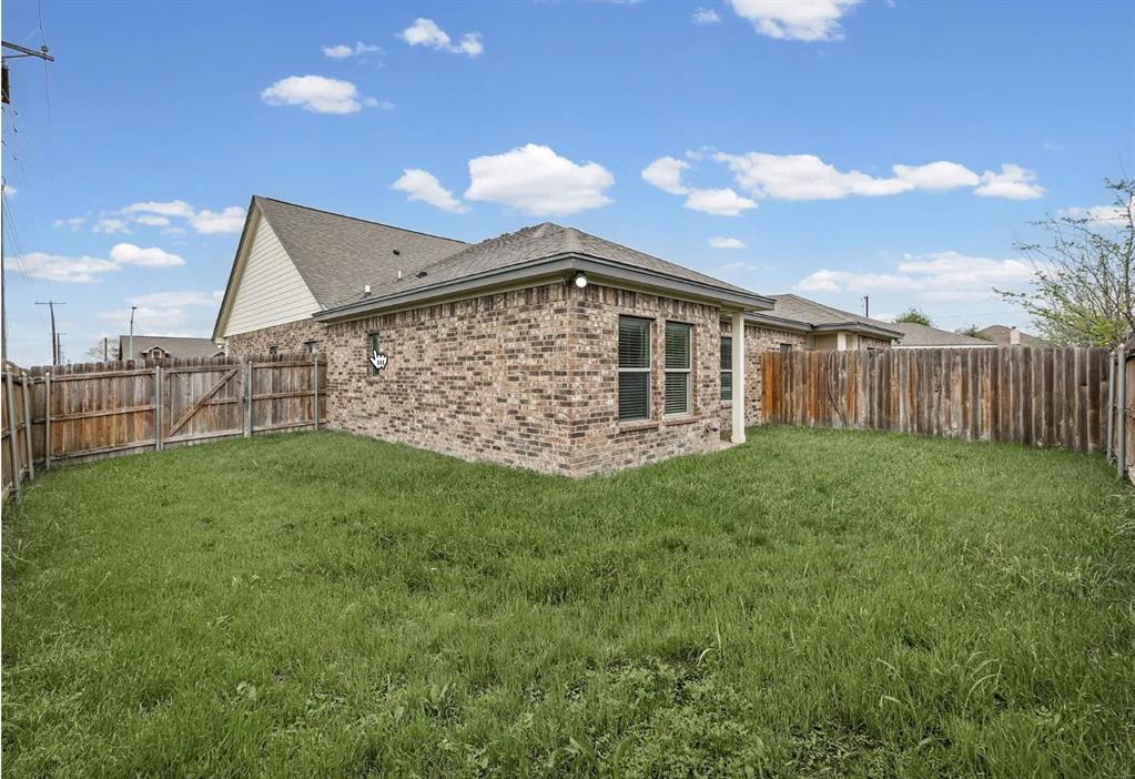 111 Stockton Family Ct, Jarrell, TX 76537