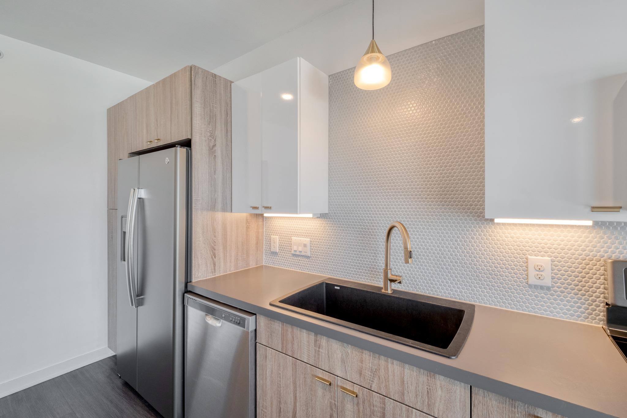 4361 S Congress Ave # 527, Austin, TX 78745