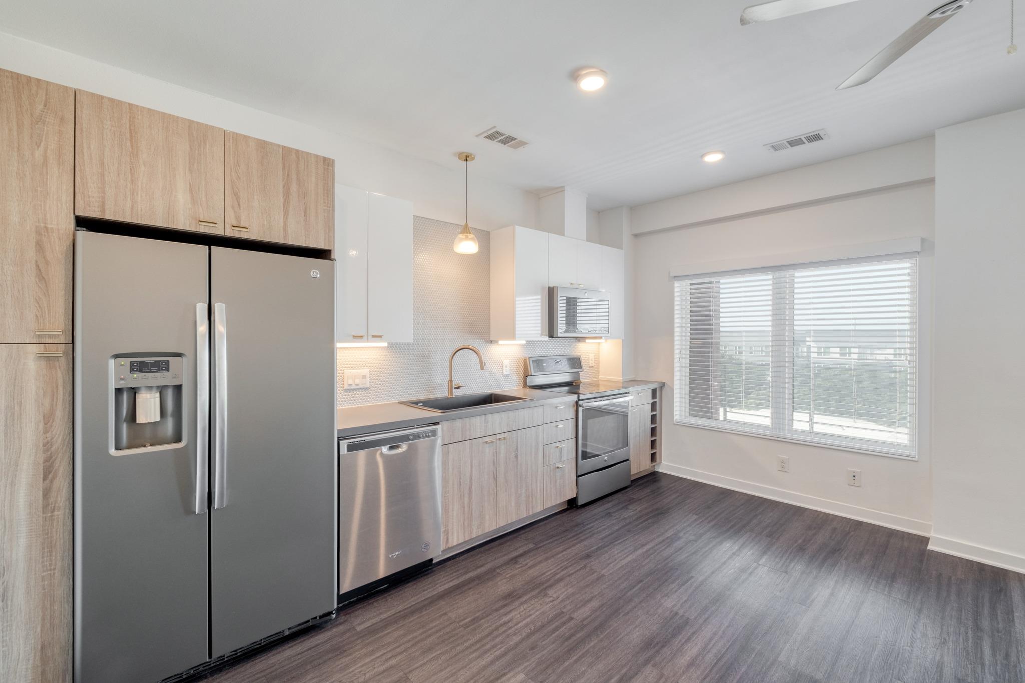 4361 S Congress Ave # 527, Austin, TX 78745