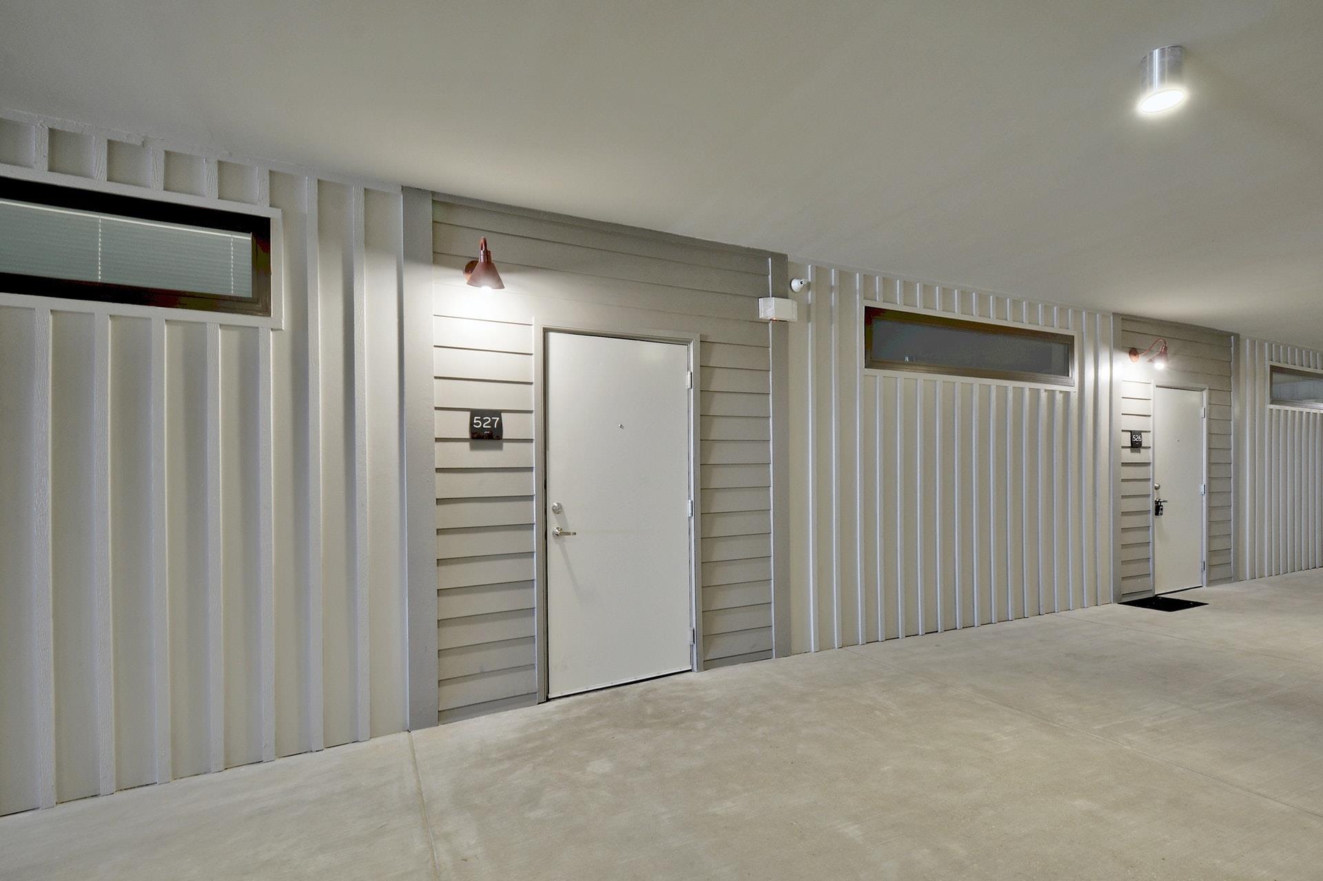 4361 S Congress Ave # 527, Austin, TX 78745
