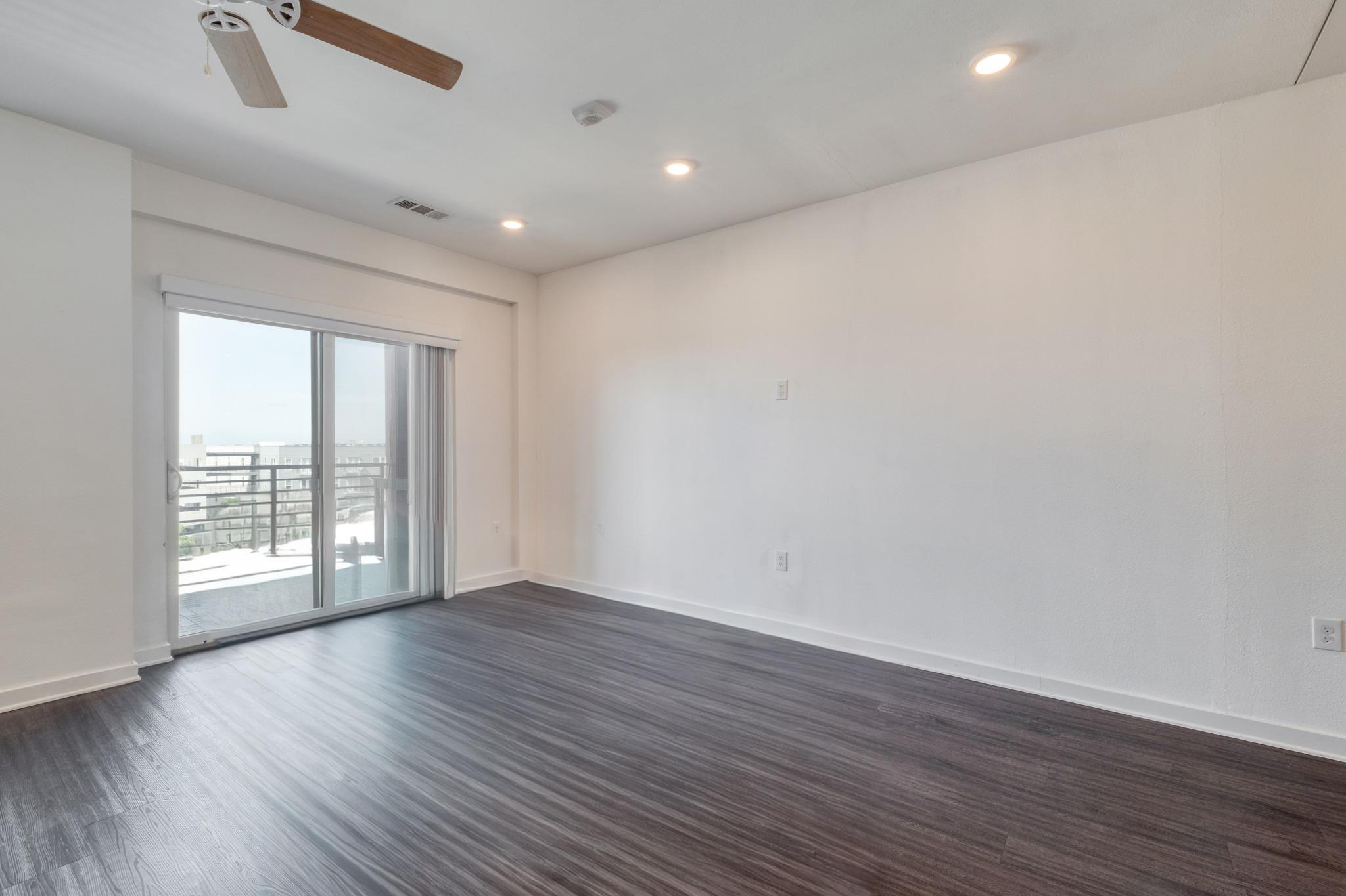 4361 S Congress Ave # 527, Austin, TX 78745